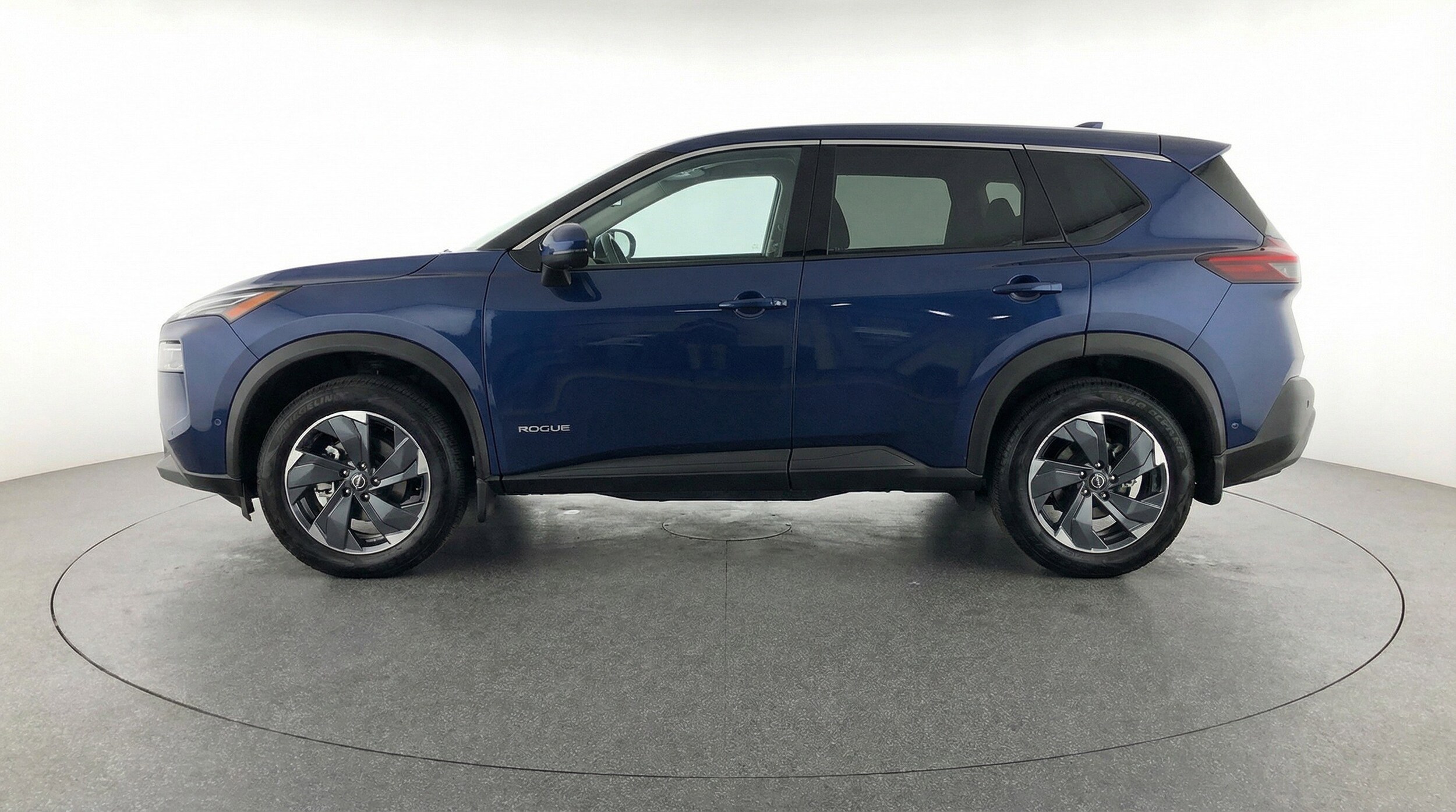 Thumbnail: 2025 Nissan Rogue - 5