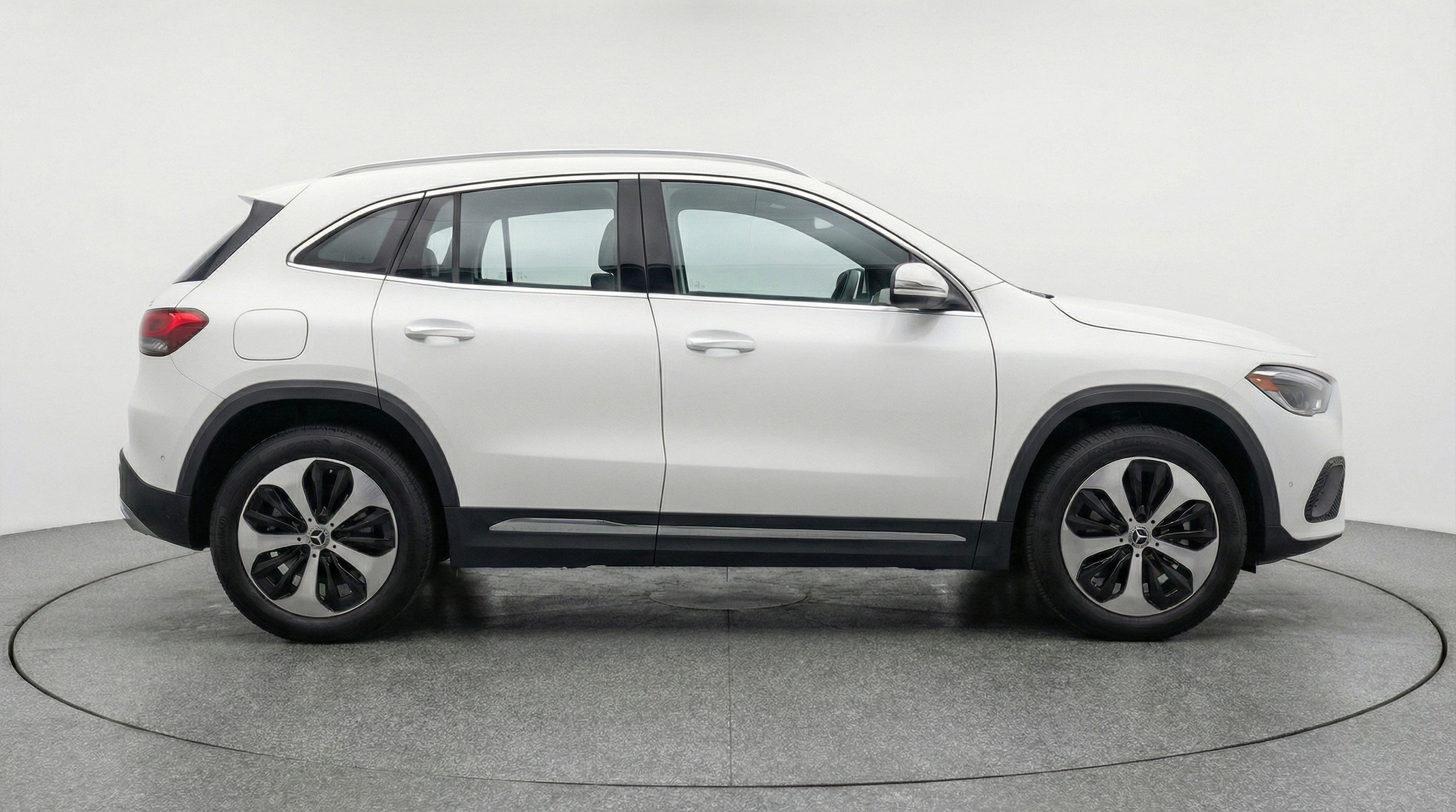 Thumbnail: 2025 Mercedes-Benz GLA - 11