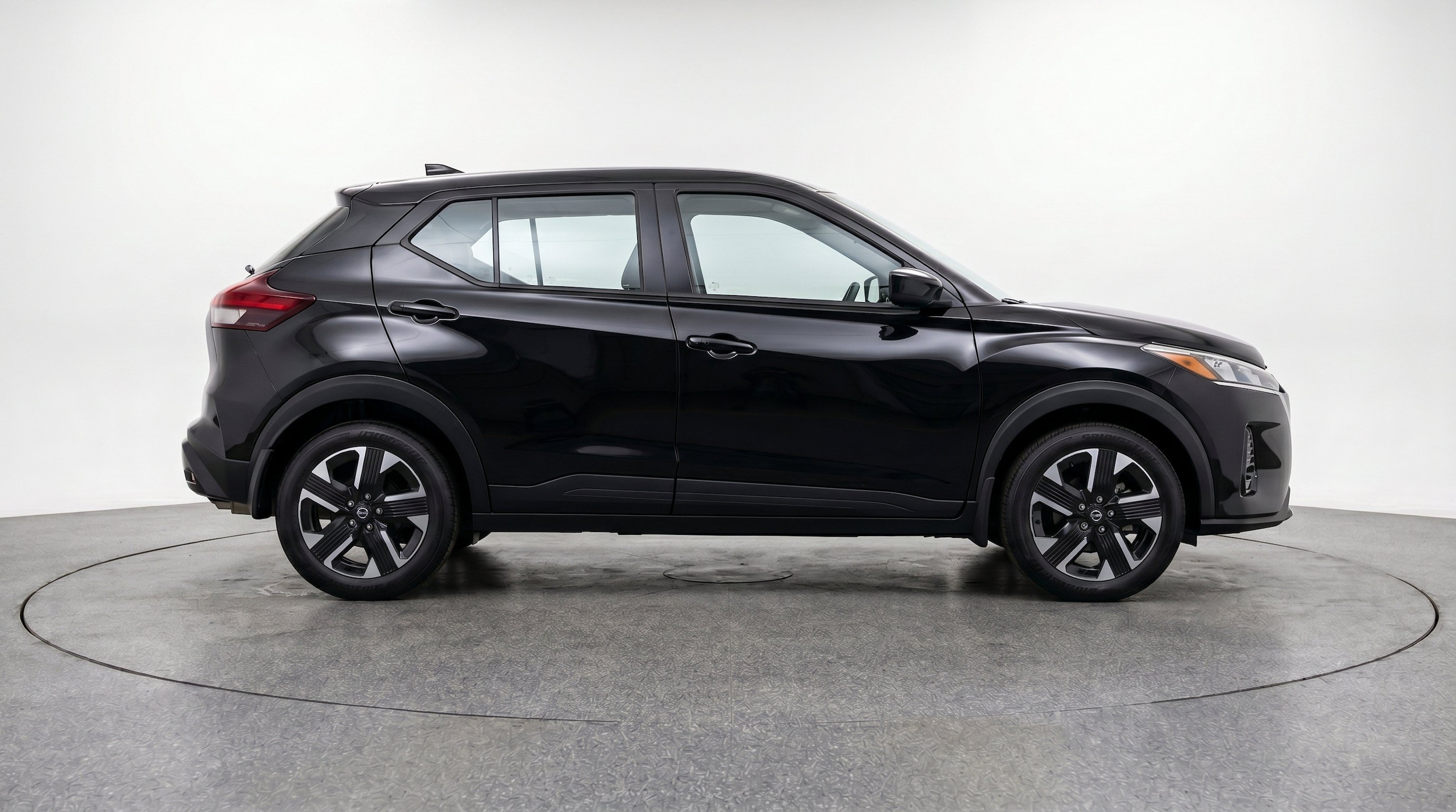 Thumbnail: 2026 Nissan Kicks - 11