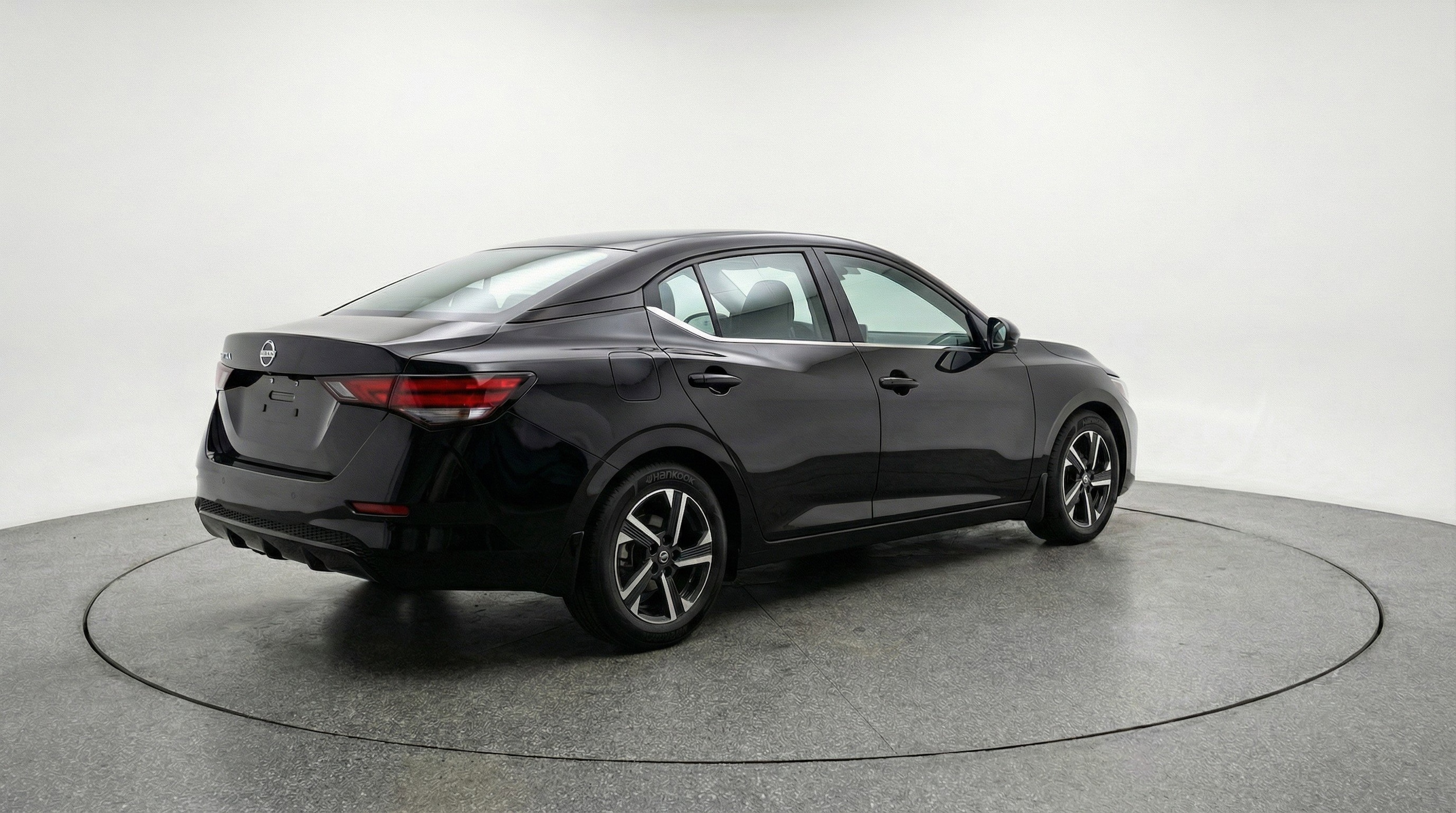 Thumbnail: 2025 Nissan Sentra - 9