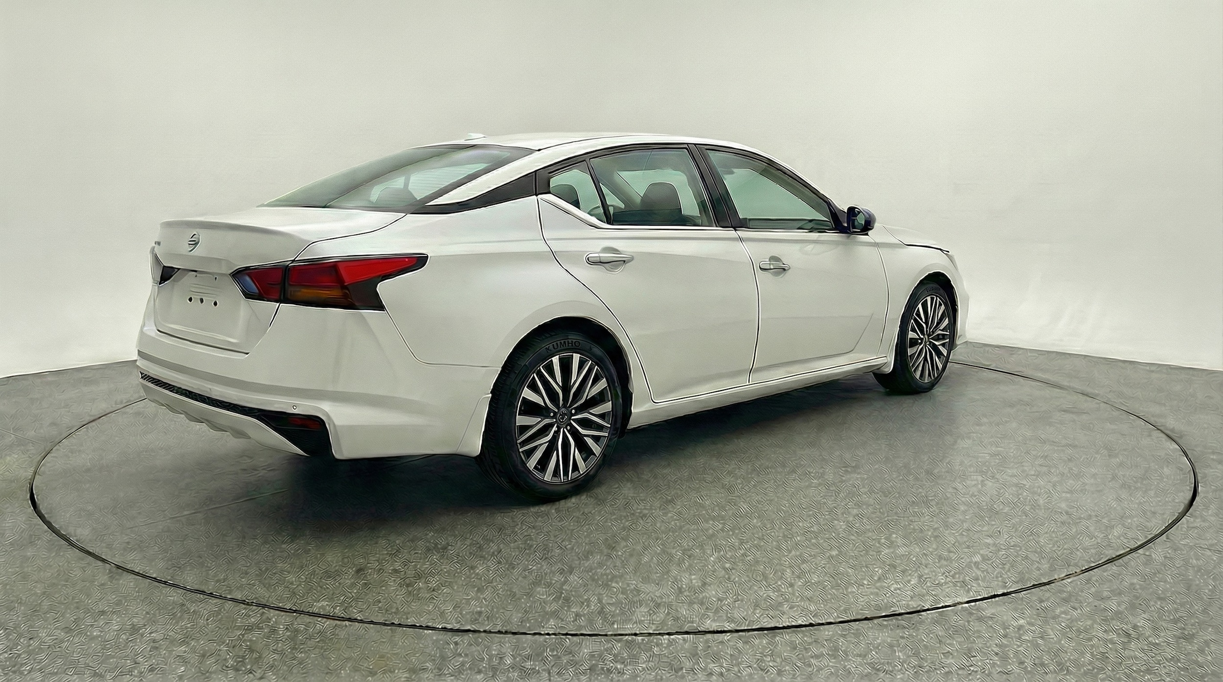 Thumbnail: 2025 Nissan Altima - 7