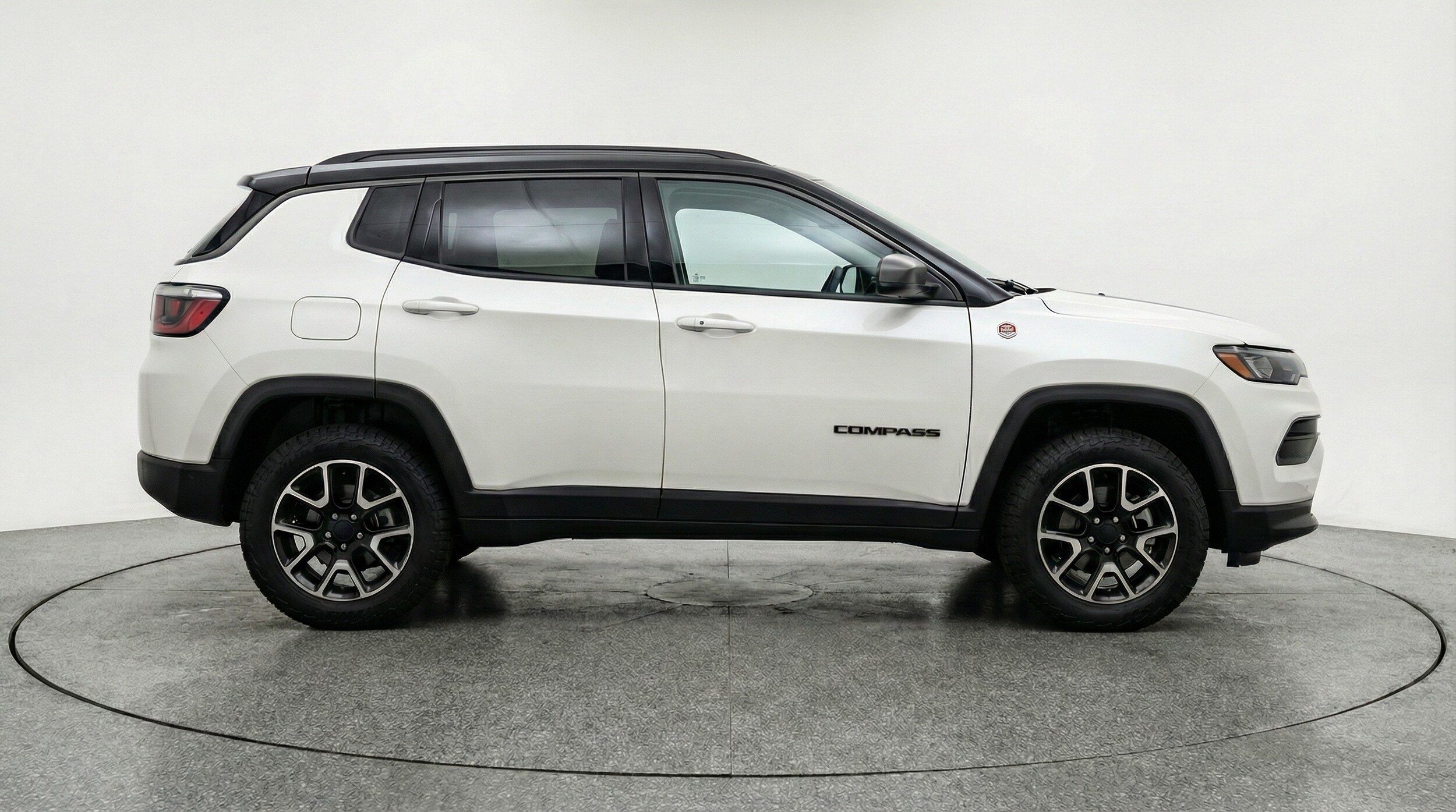 Thumbnail: 2025 Jeep Compass - 8