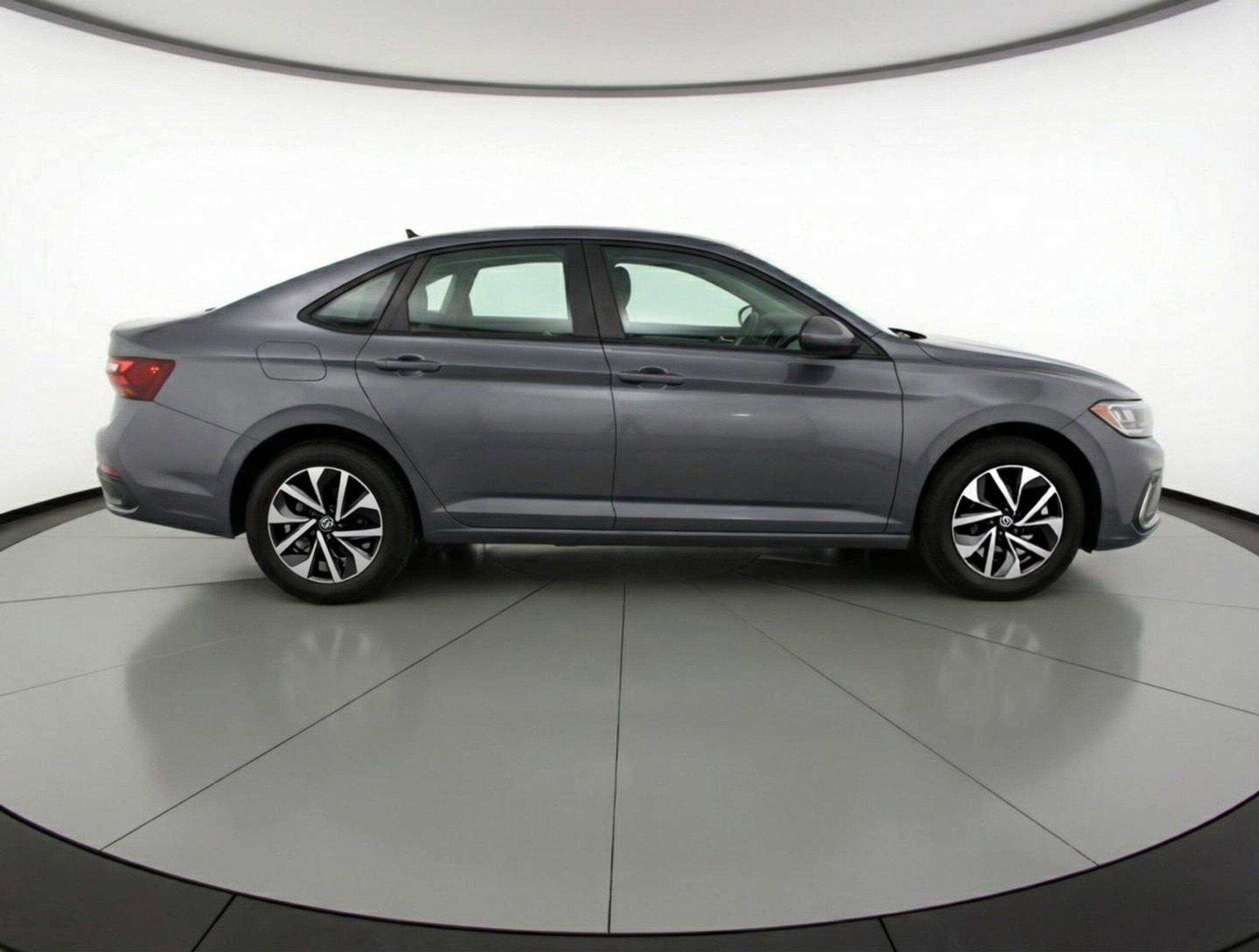 Thumbnail: 2025 Volkswagen Jetta - 11