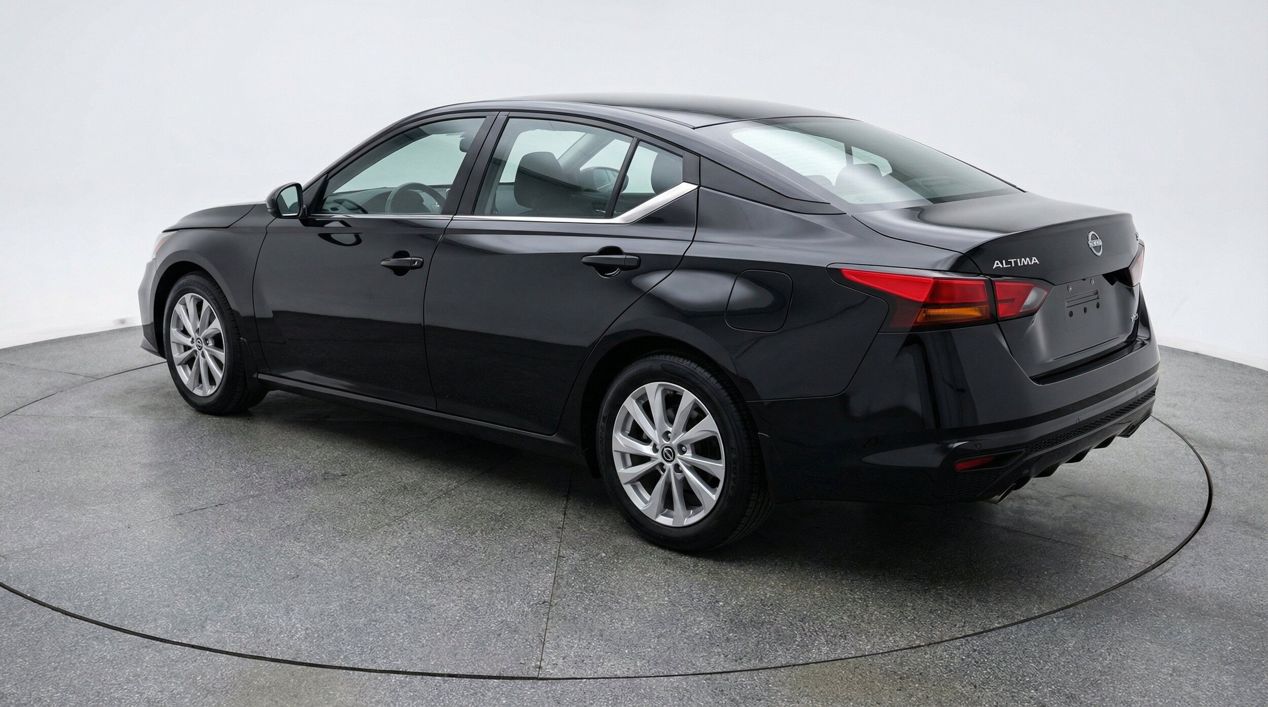 Thumbnail: 2025 Nissan Altima - 6