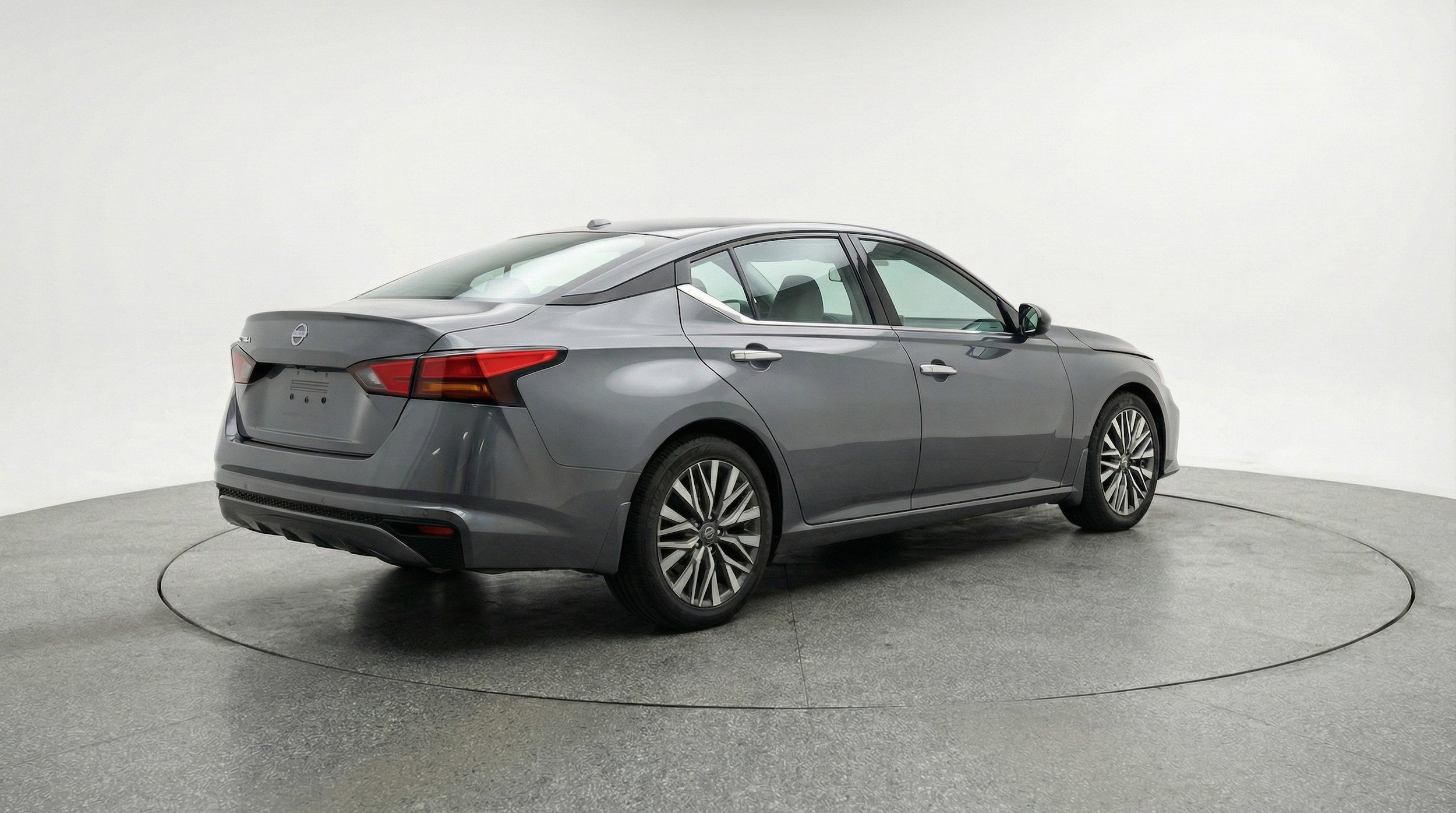 Thumbnail: 2025 Nissan Altima - 9