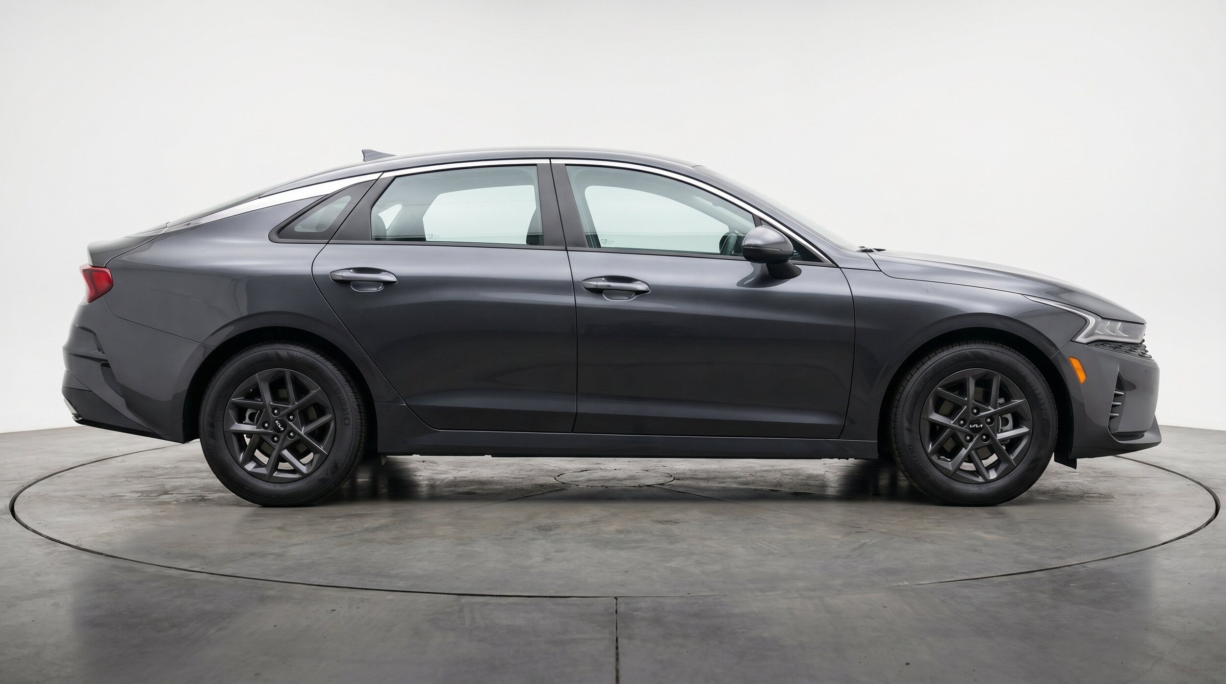 Thumbnail: 2025 Kia K5 - 11