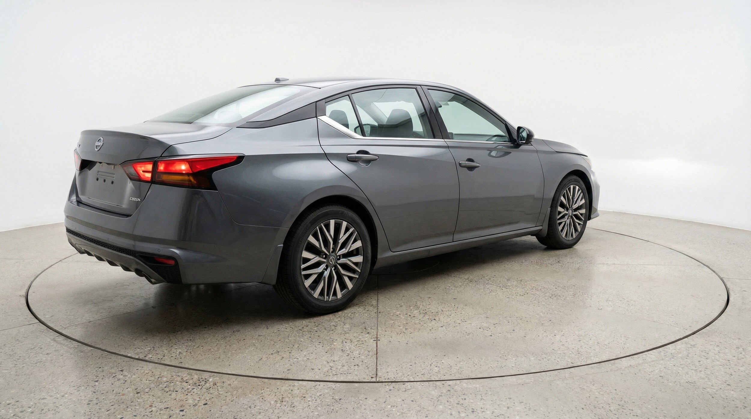 Thumbnail: 2025 Nissan Altima - 9