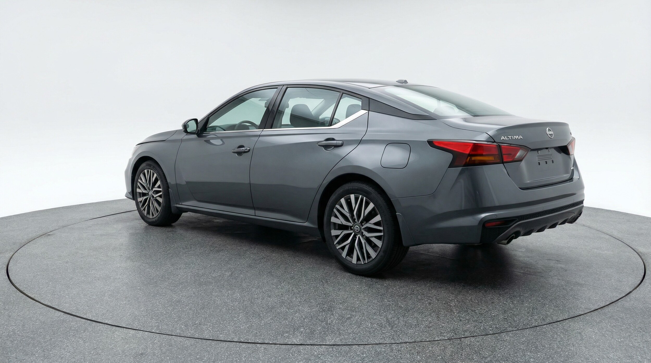 Thumbnail: 2025 Nissan Altima - 5