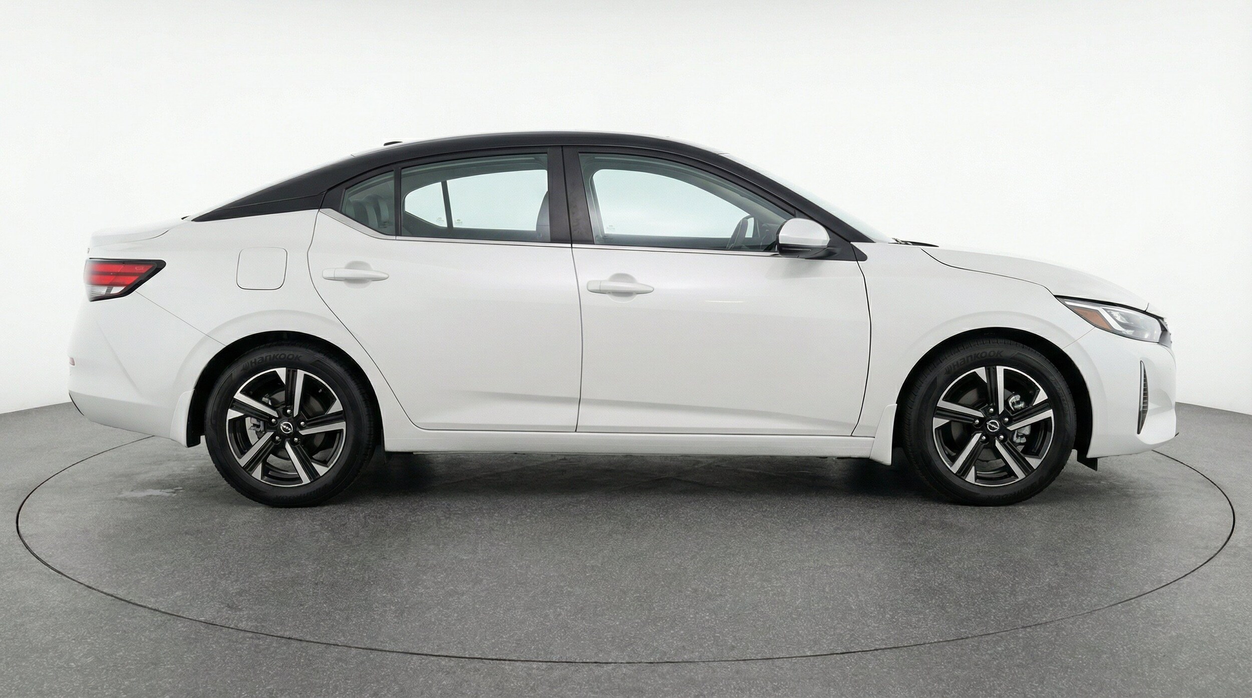 Thumbnail: 2025 Nissan Sentra - 11