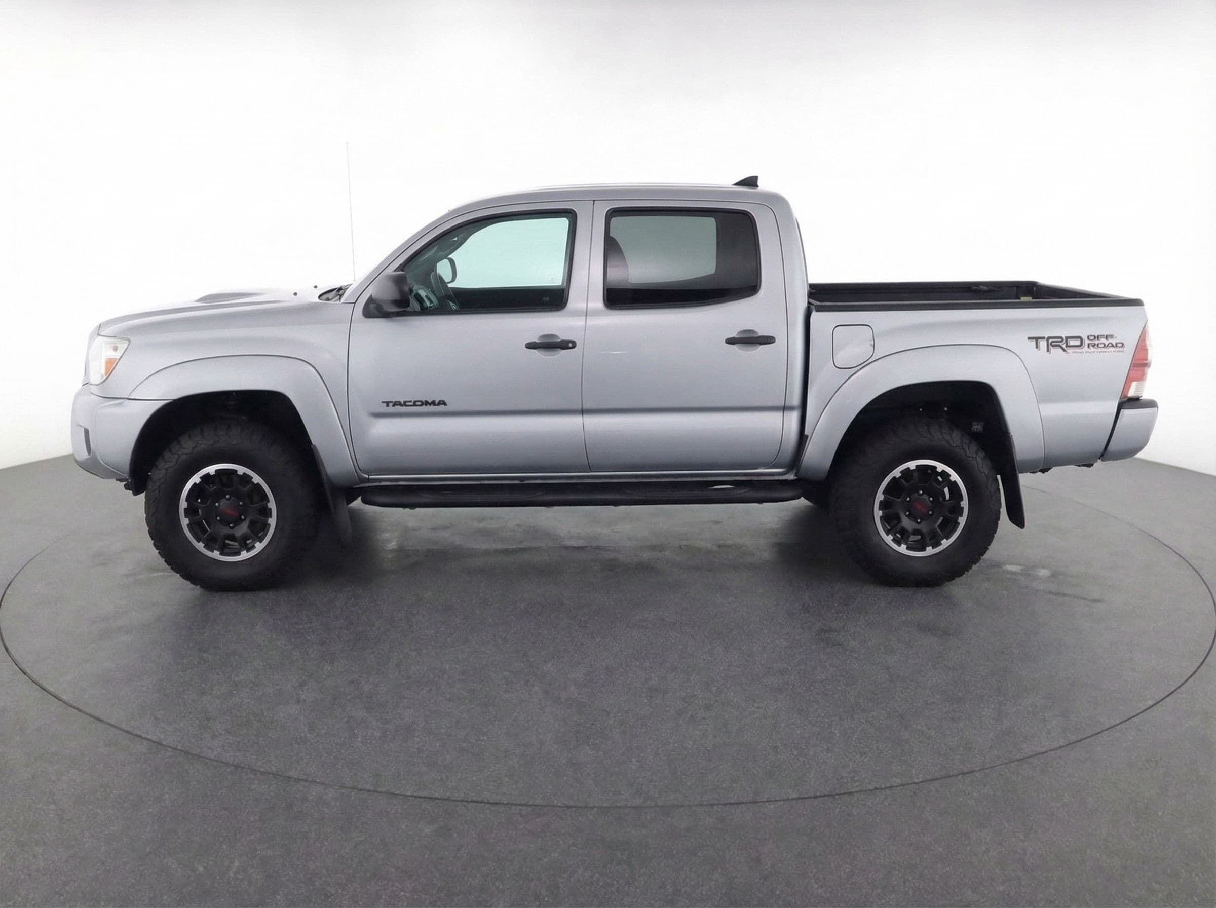 Thumbnail: 2025 Toyota Tacoma - 4
