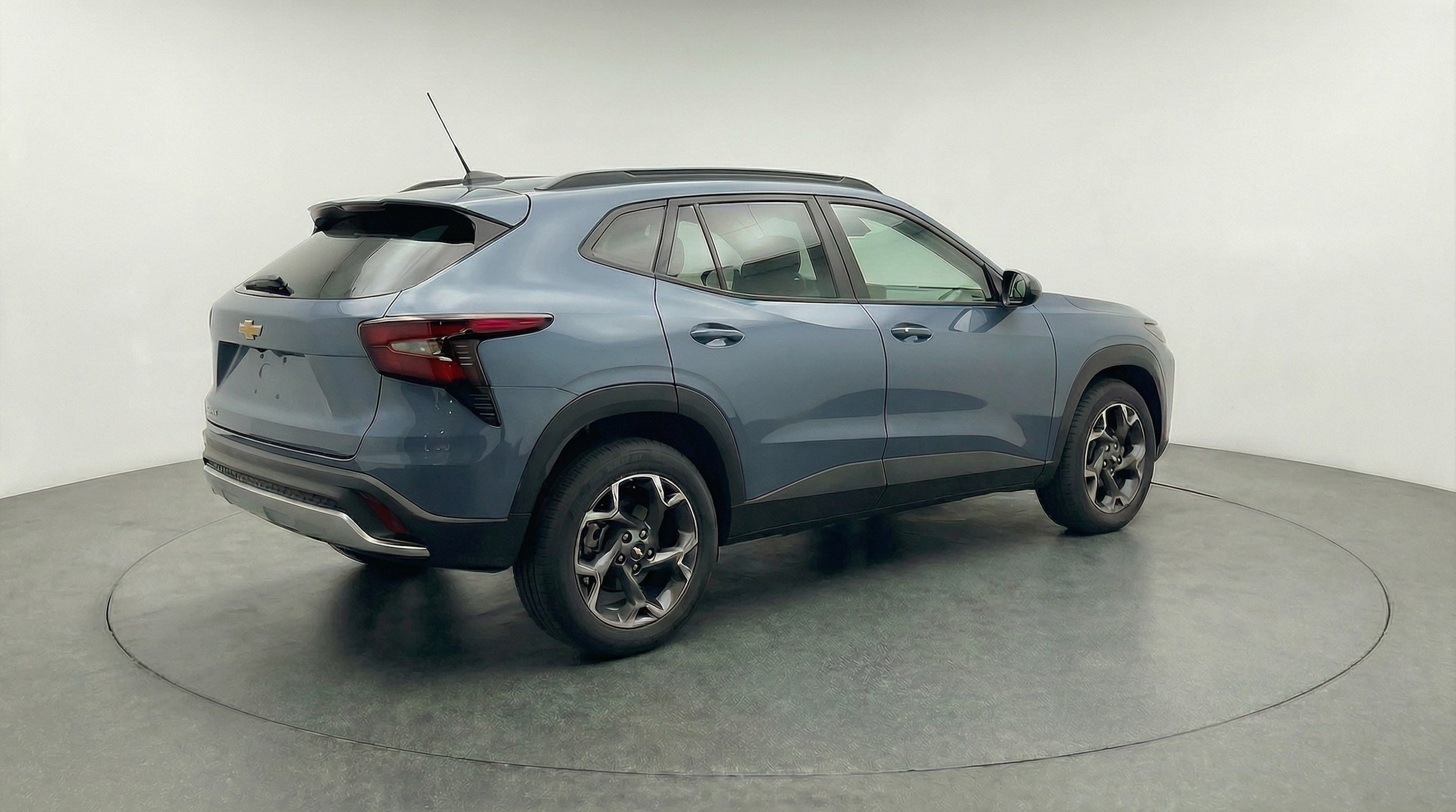 Thumbnail: 2025 Chevrolet Trax - 7