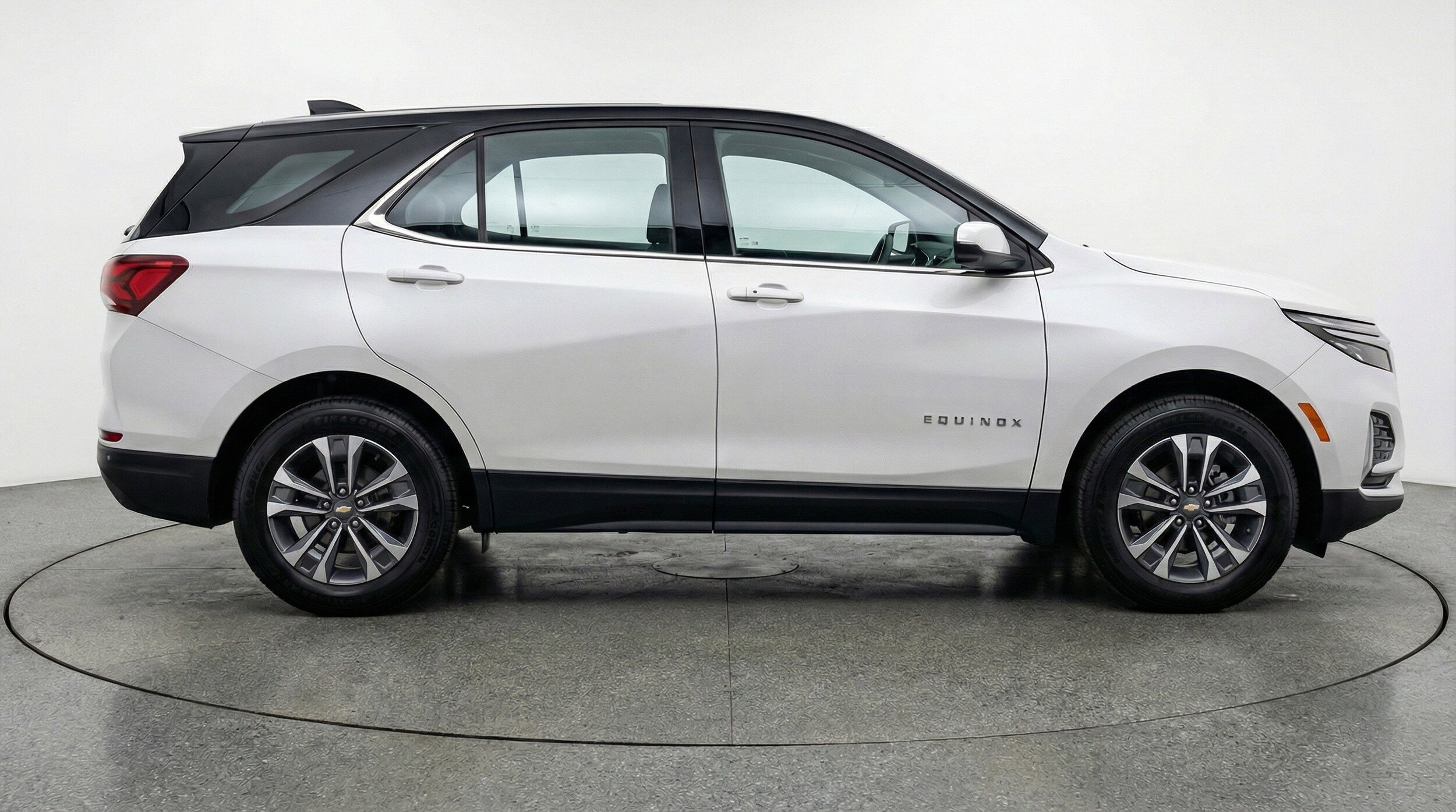 Thumbnail: 2025 Chevrolet Equinox - 11
