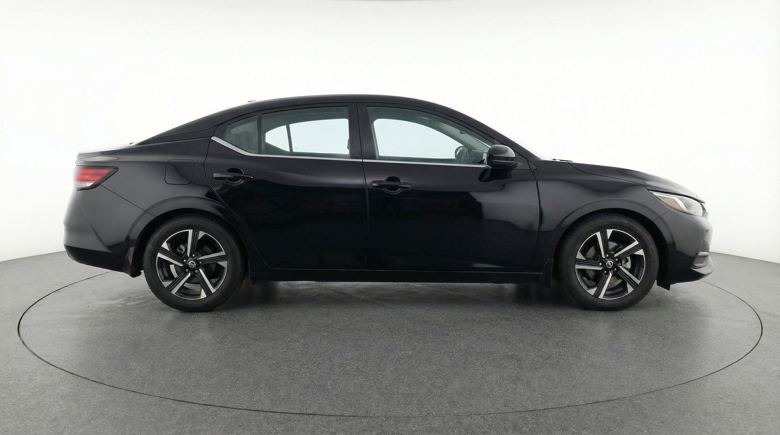 Thumbnail: 2025 Nissan Sentra - 11
