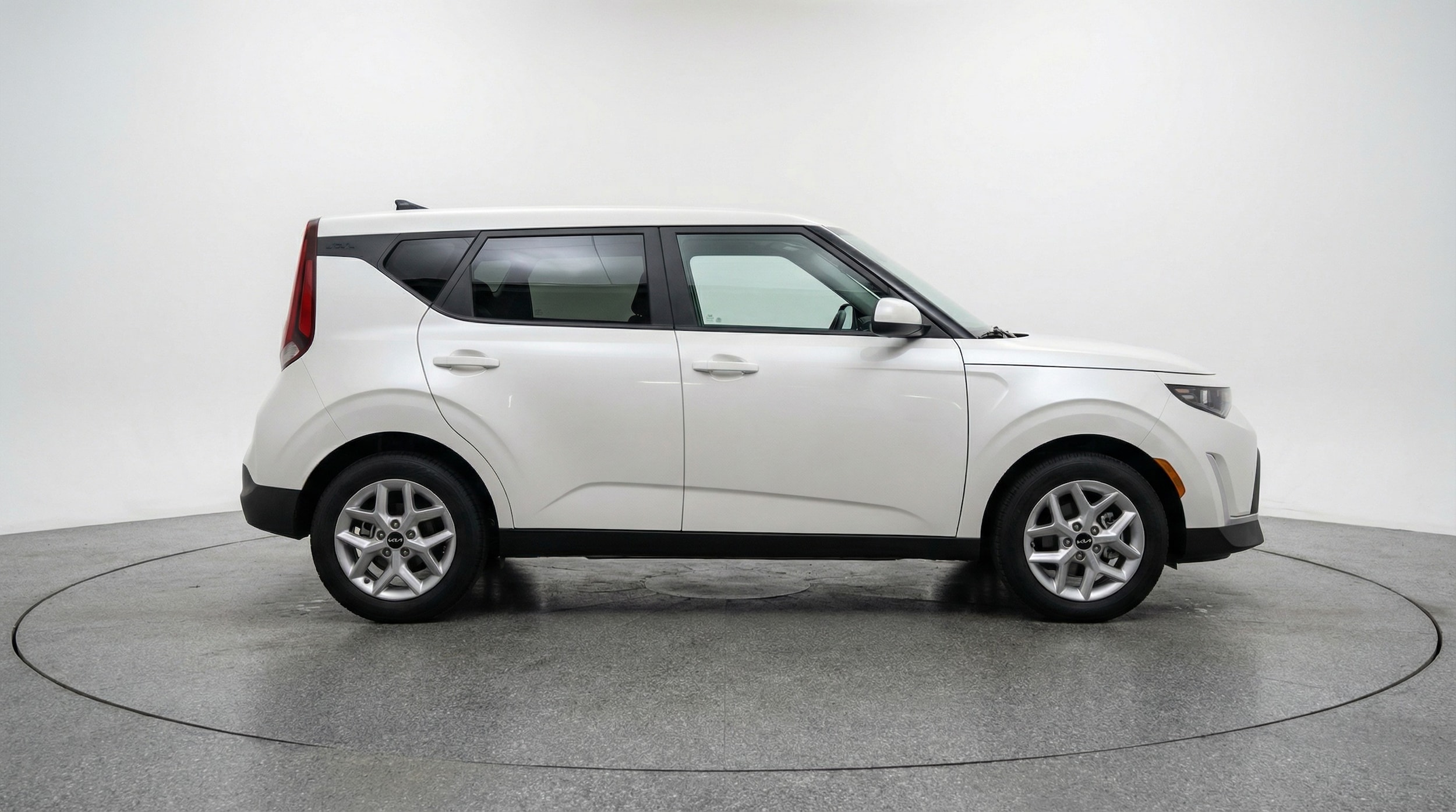 Thumbnail: 2025 Kia Soul - 8