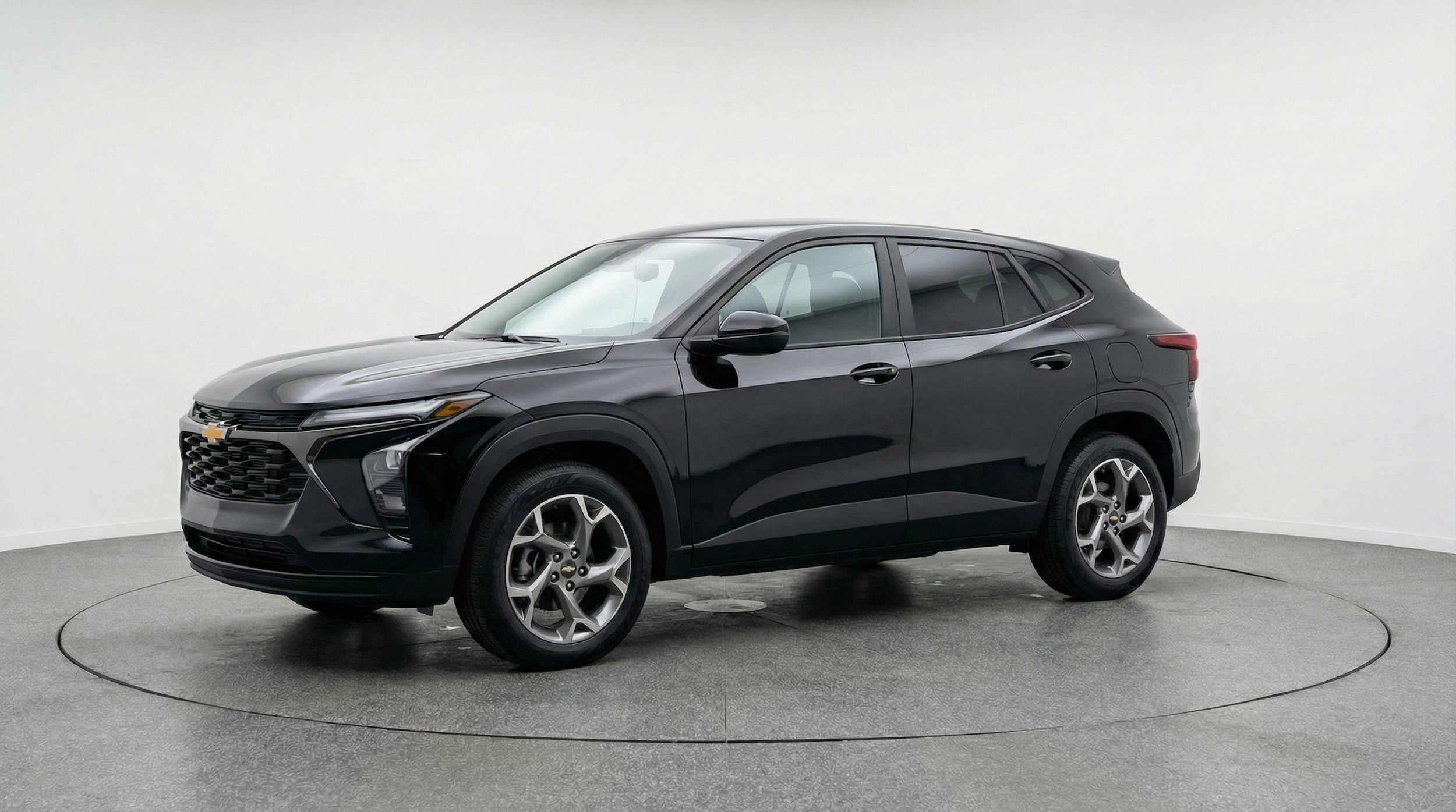 Thumbnail: 2025 Chevrolet Trax - 3