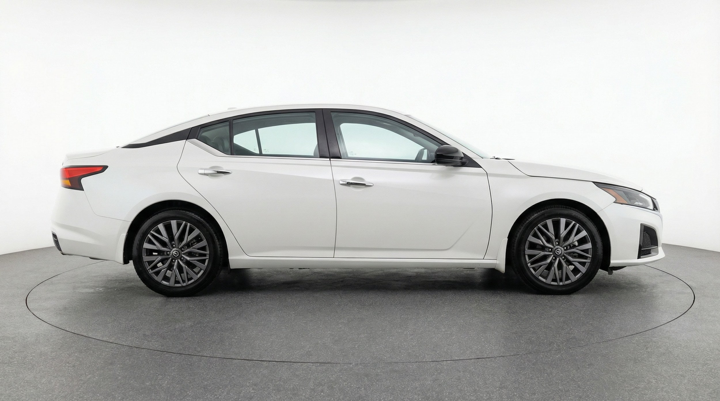 Thumbnail: 2025 Nissan Altima - 8