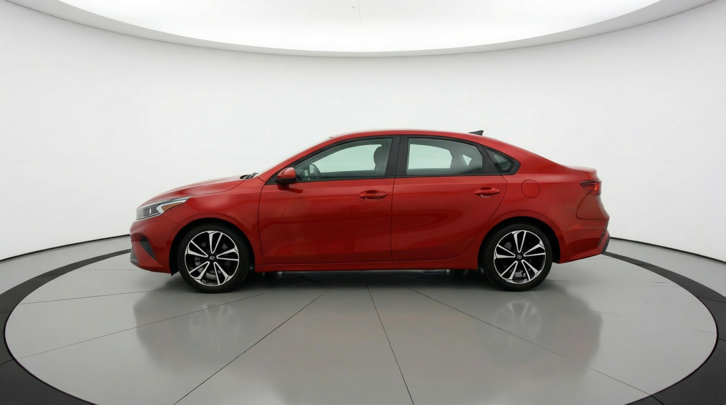 Thumbnail: 2024 Kia Forte - 4