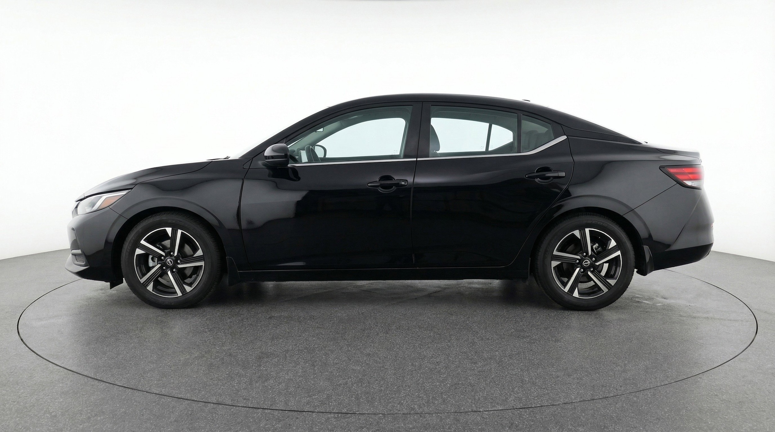 Thumbnail: 2025 Nissan Sentra - 5