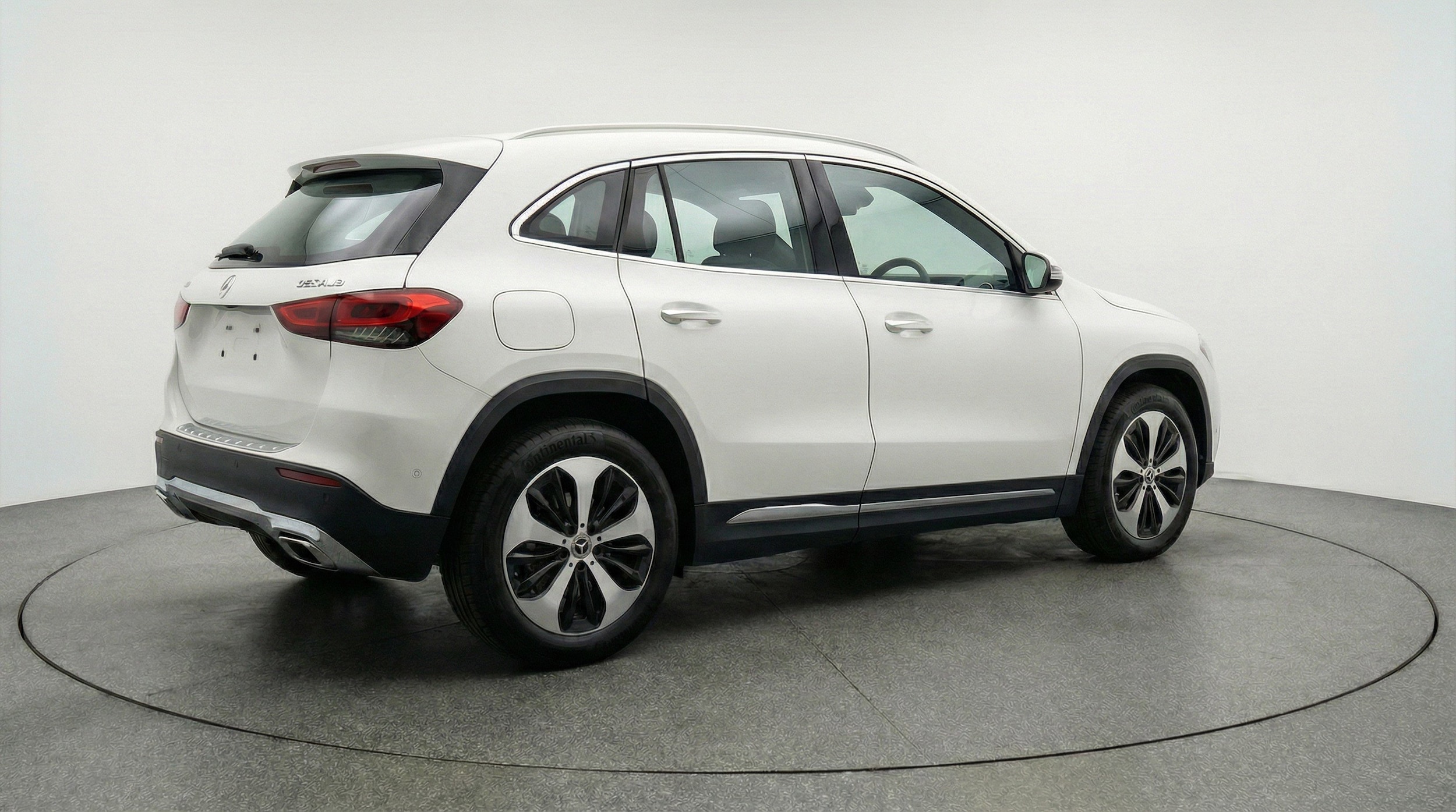 Thumbnail: 2025 Mercedes-Benz GLA - 9