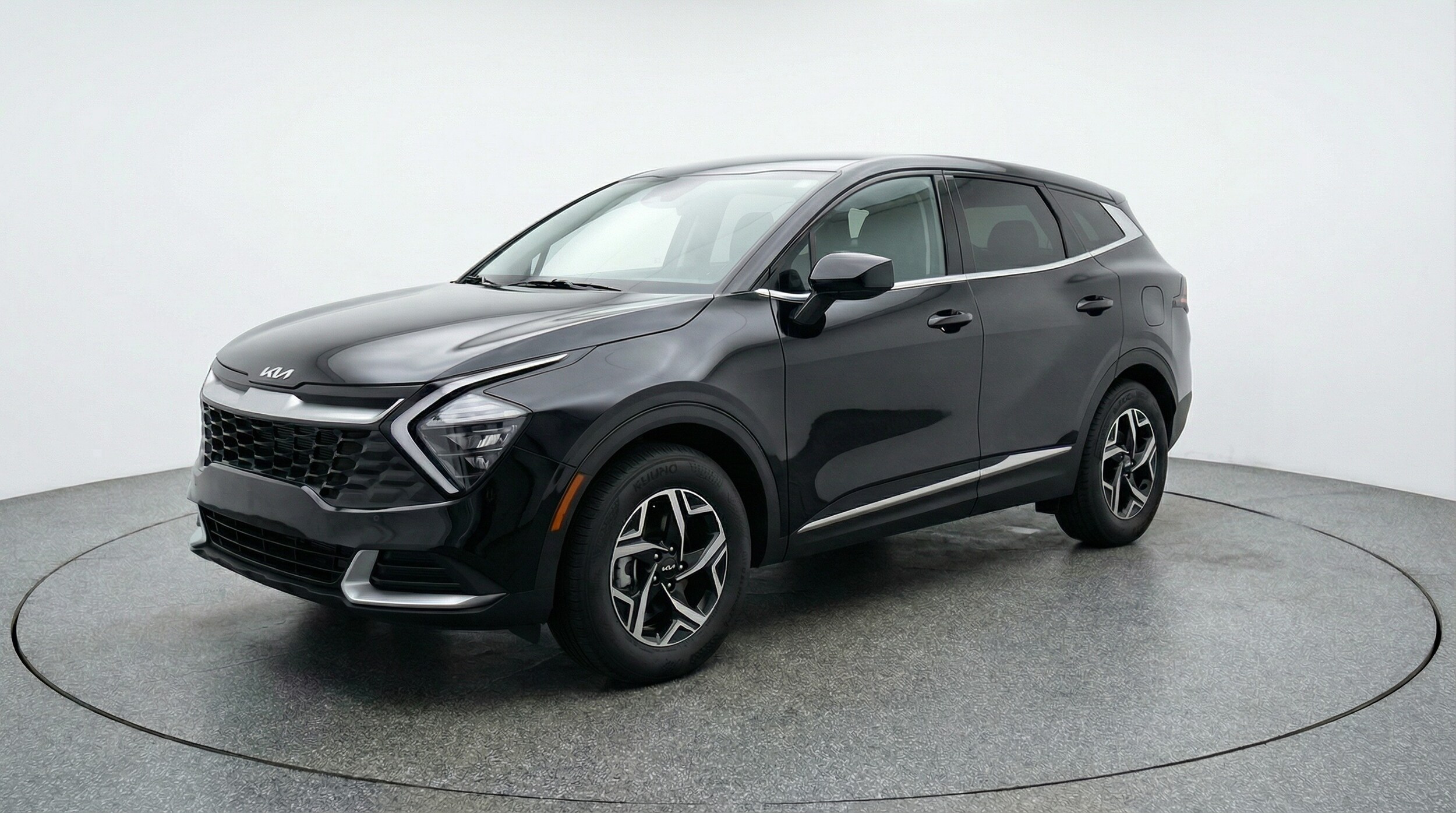 Thumbnail: 2025 Kia Sportage - 3