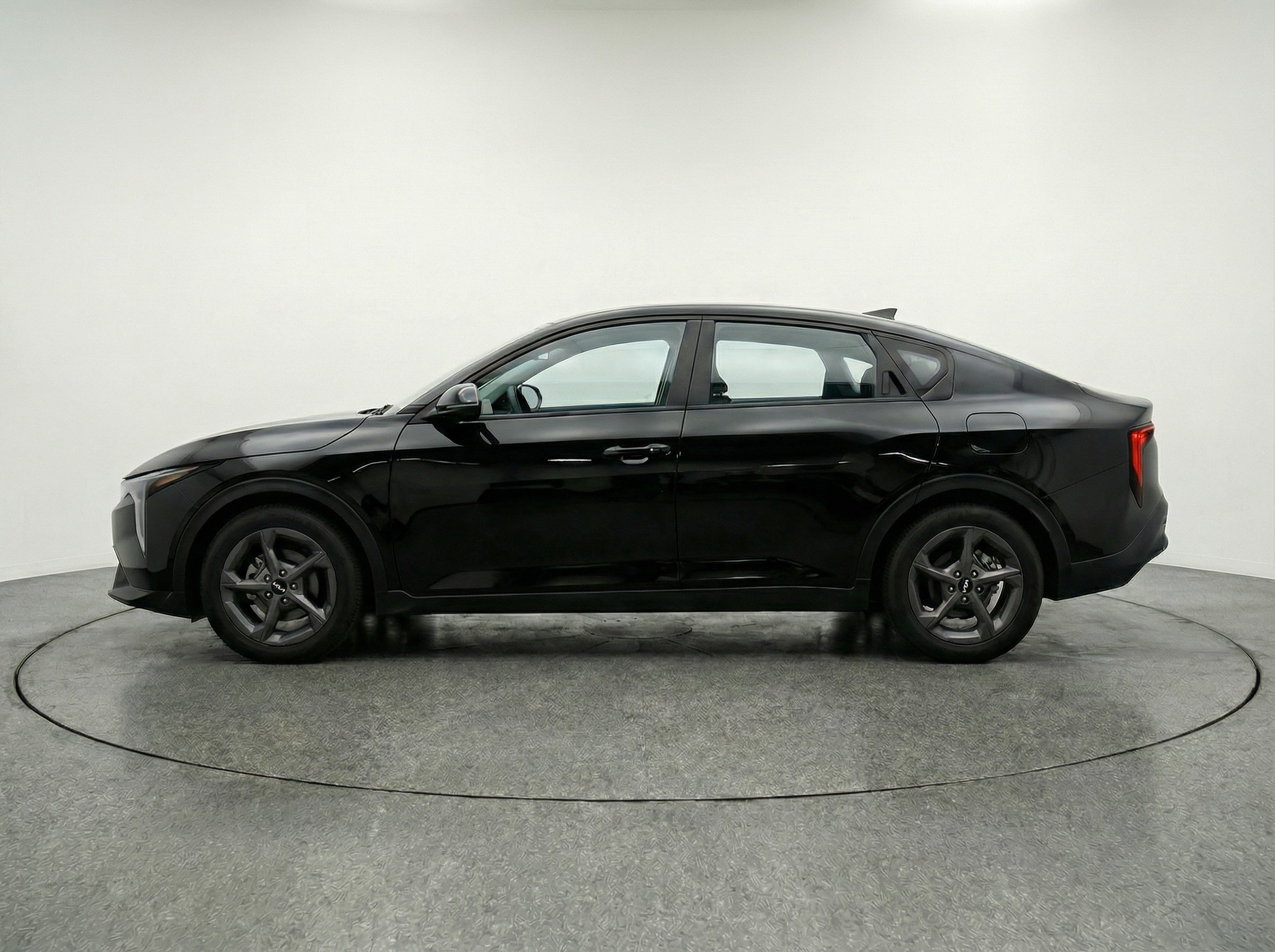 Thumbnail: 2025 Kia K4 - 4