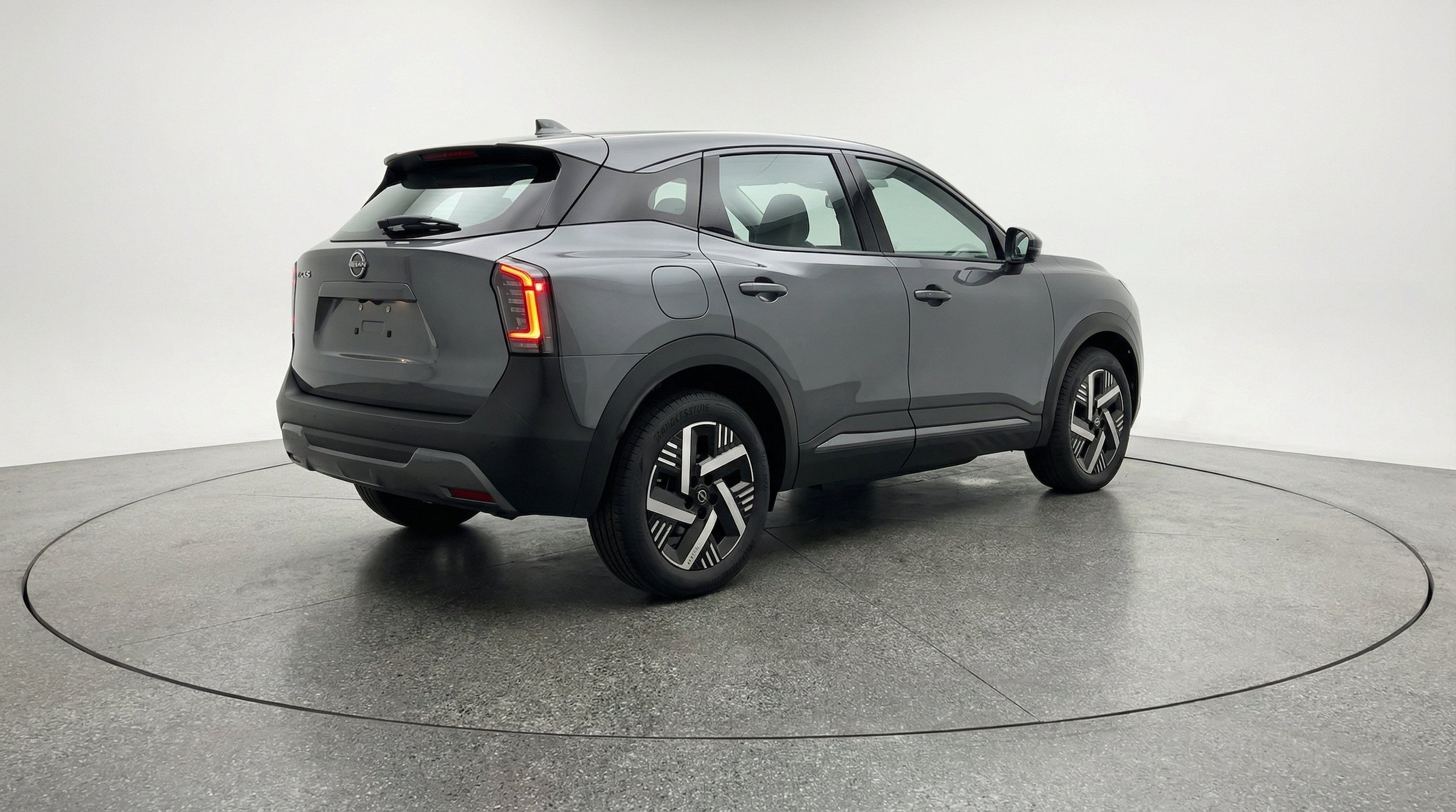 Thumbnail: 2026 Nissan Kicks - 9