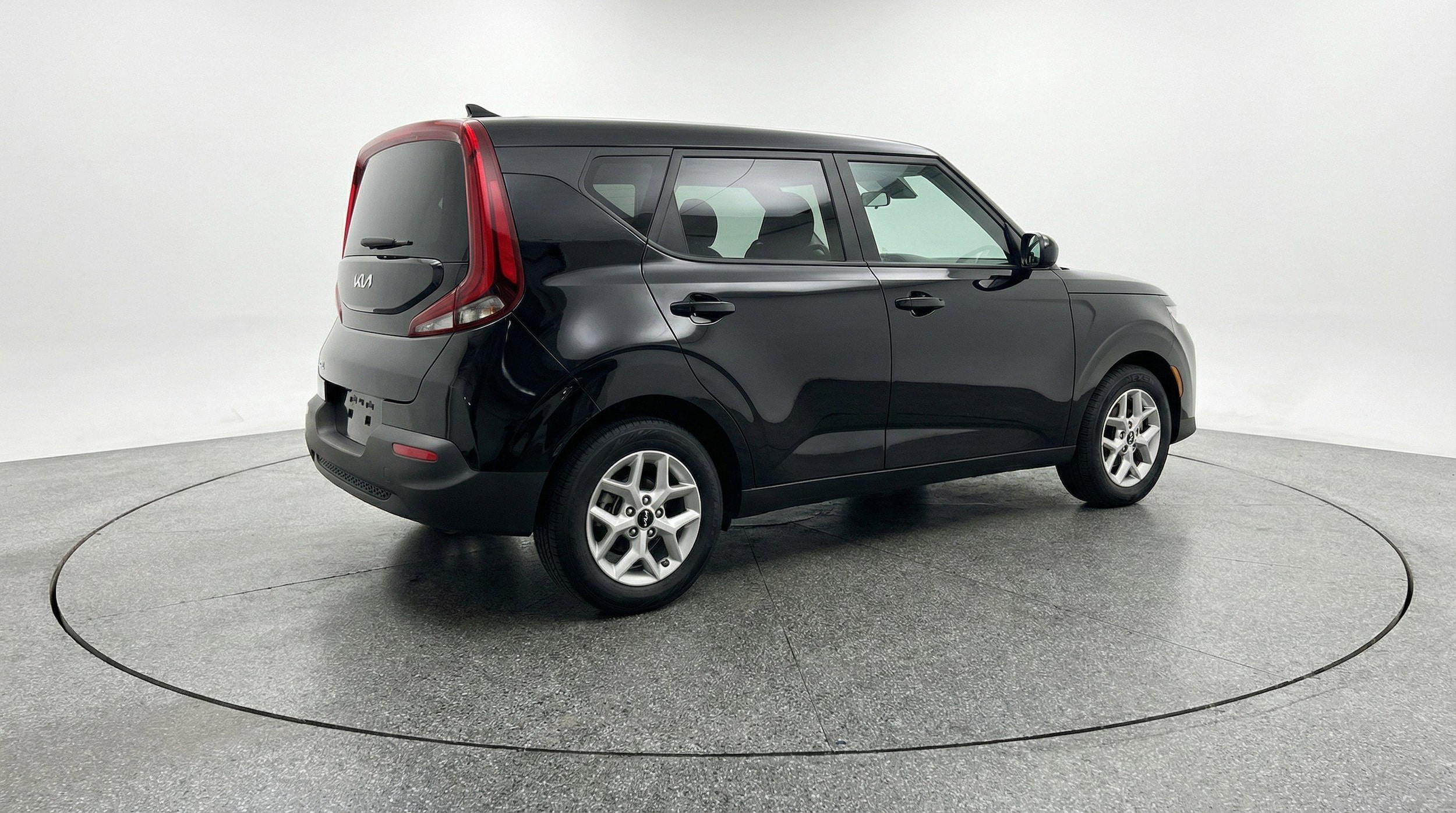 Thumbnail: 2025 Kia Soul - 9