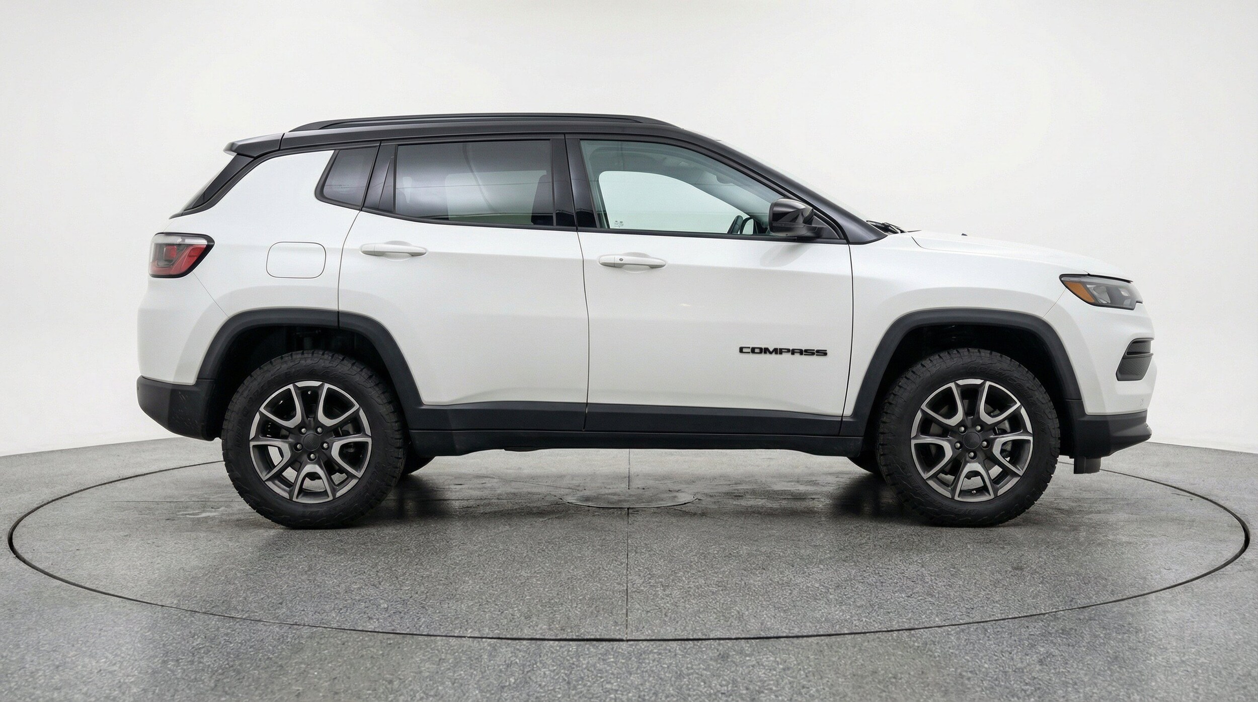 Thumbnail: 2025 Jeep Compass - 10