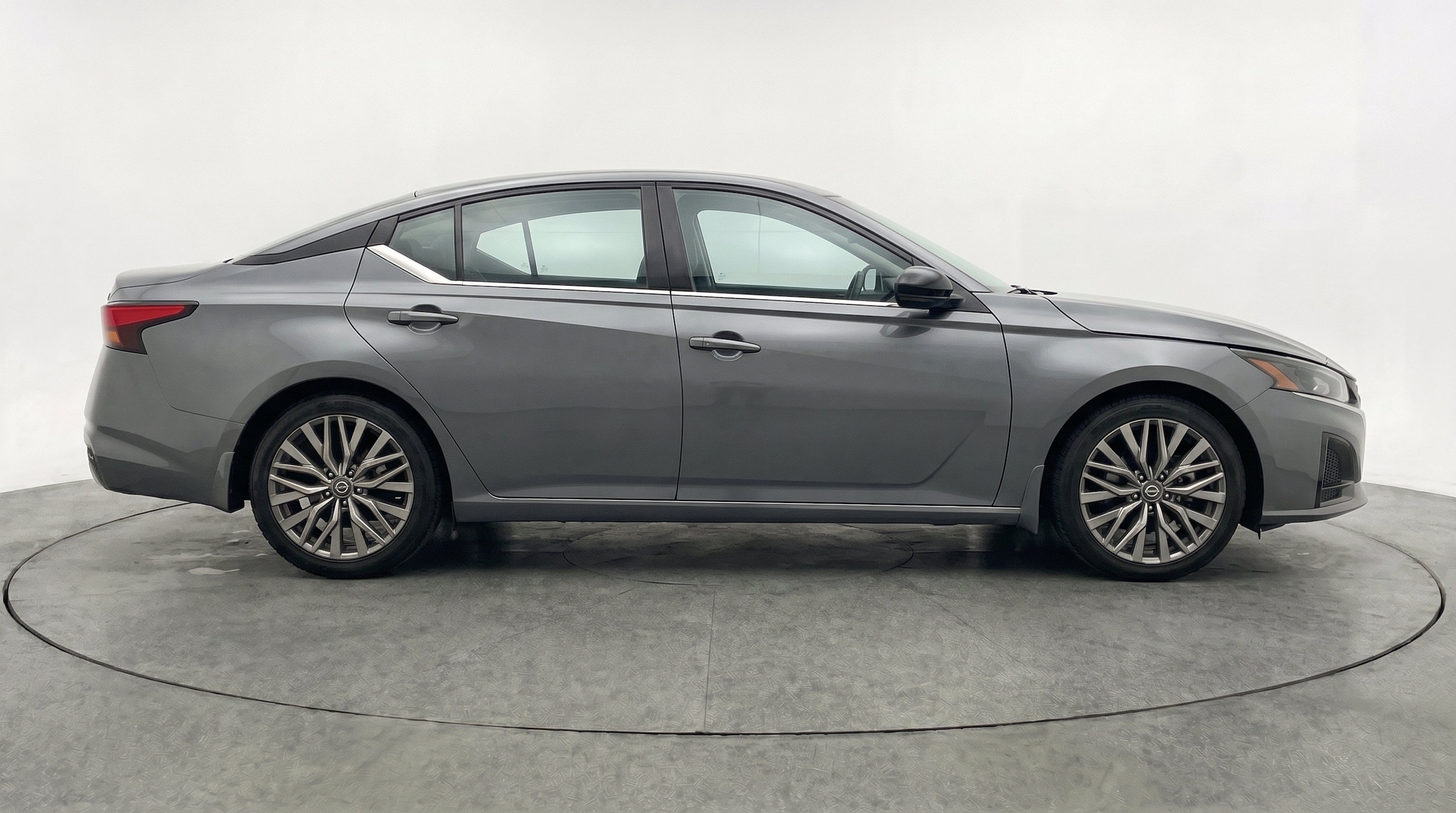 Thumbnail: 2025 Nissan Altima - 11