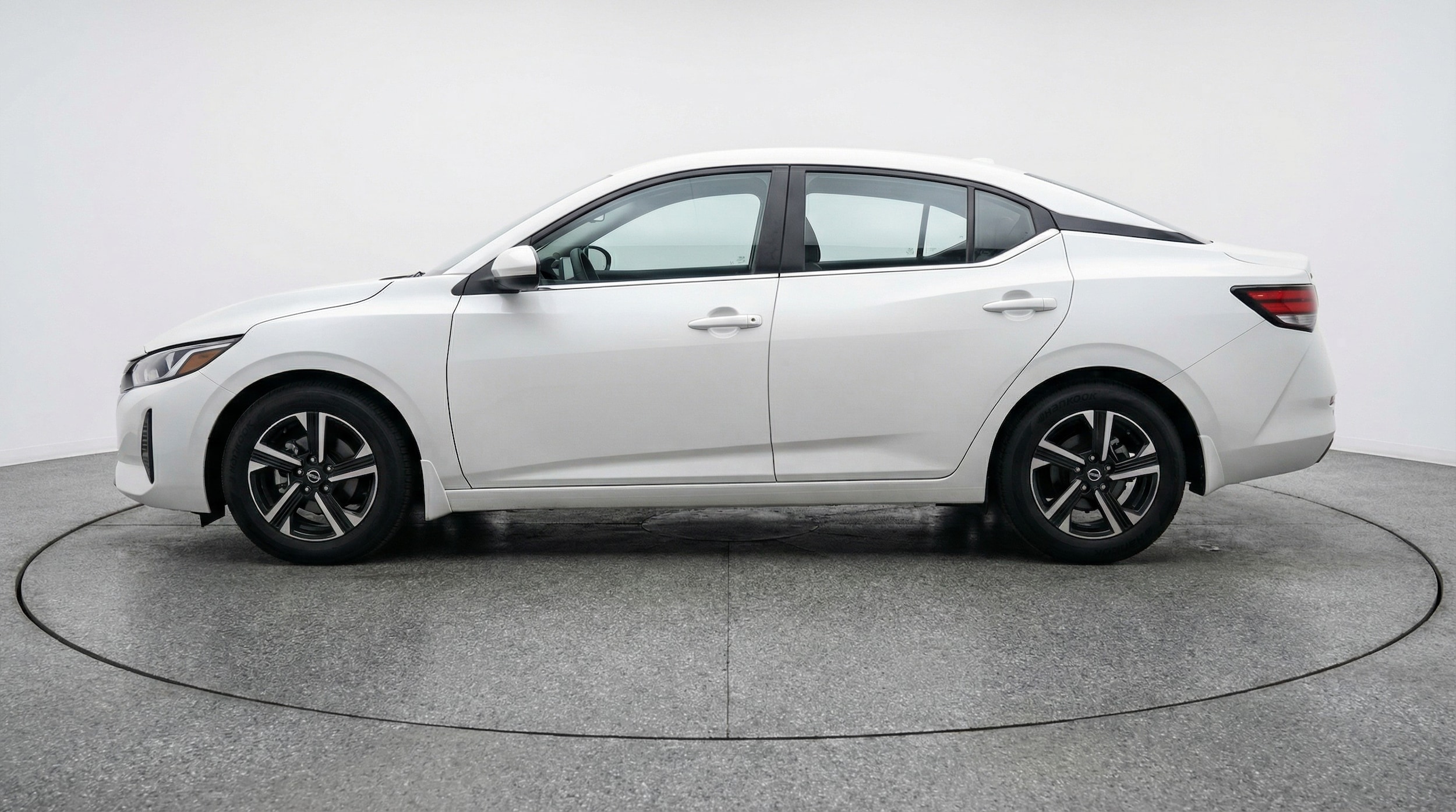 Thumbnail: 2025 Nissan Sentra - 4