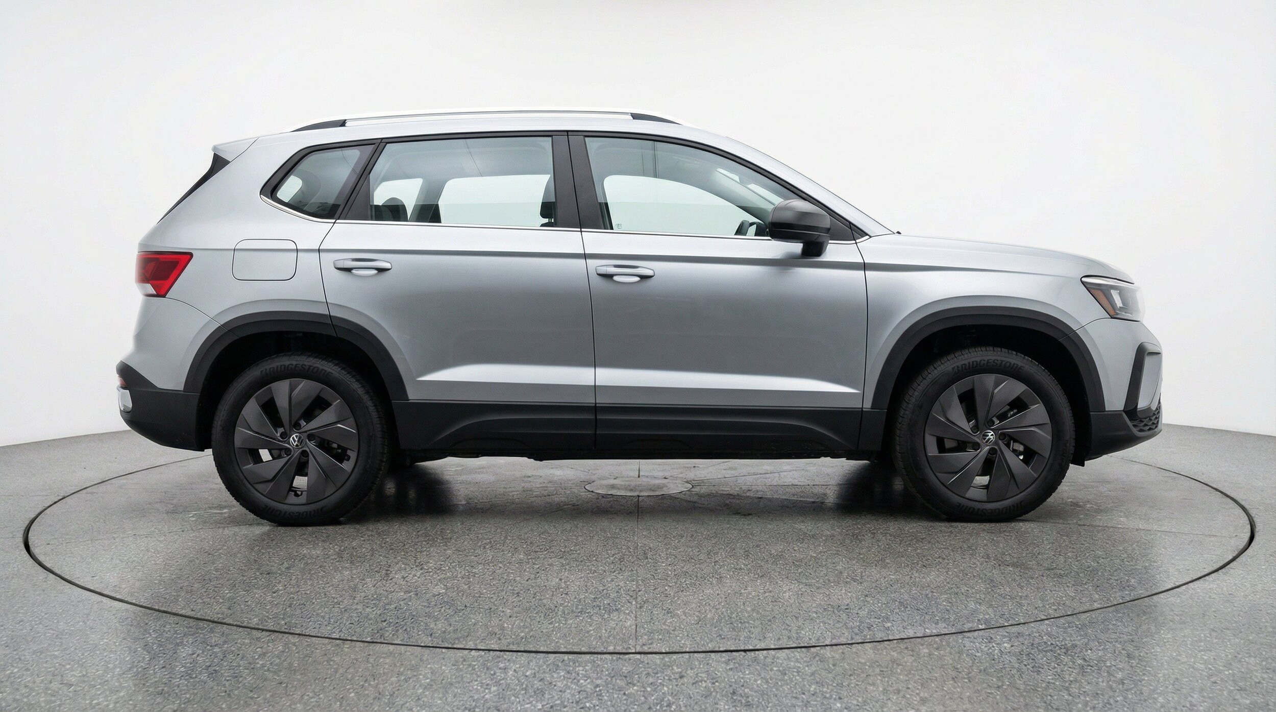 Thumbnail: 2025 Volkswagen Taos - 11