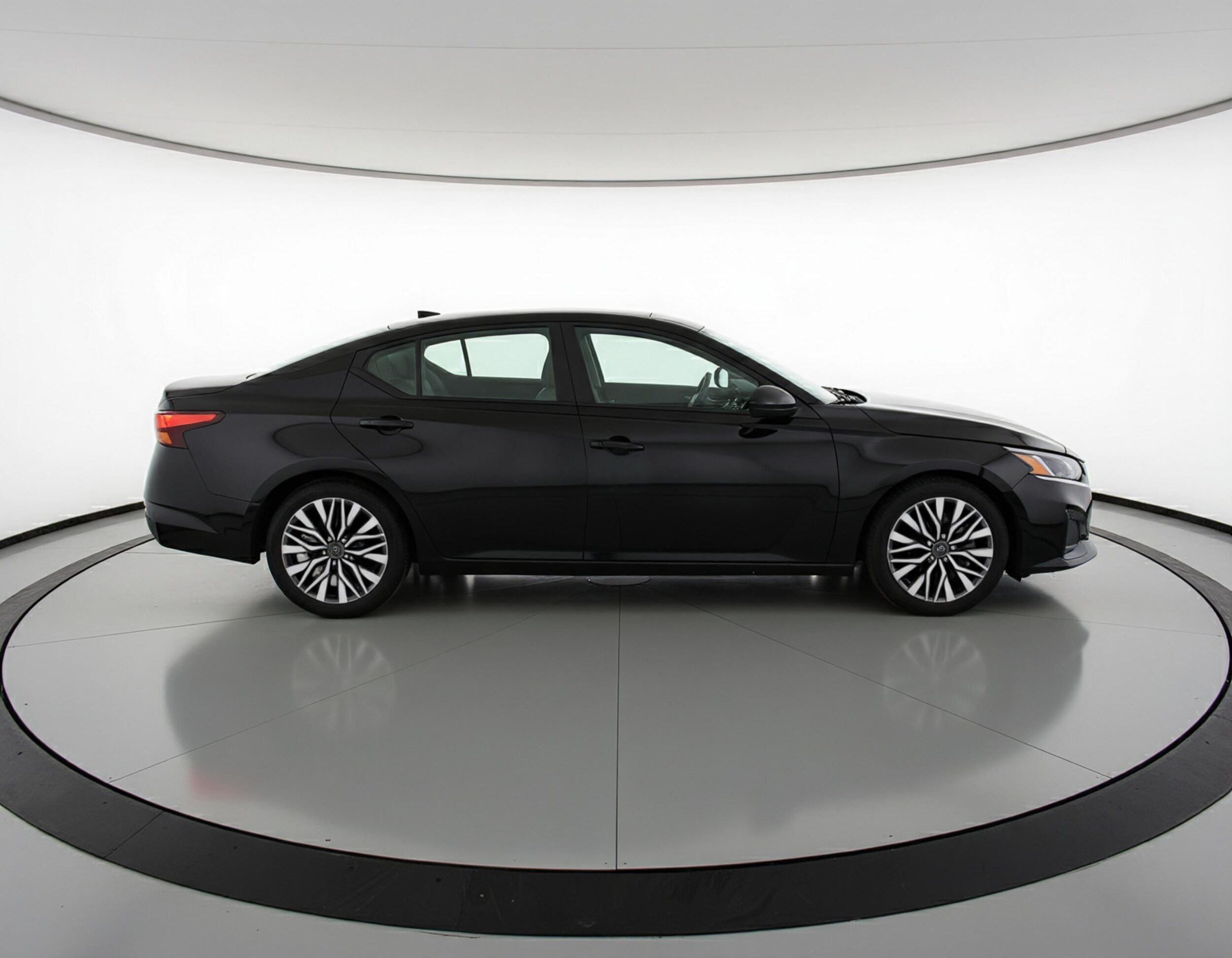 Thumbnail: 2025 Nissan Altima - 8