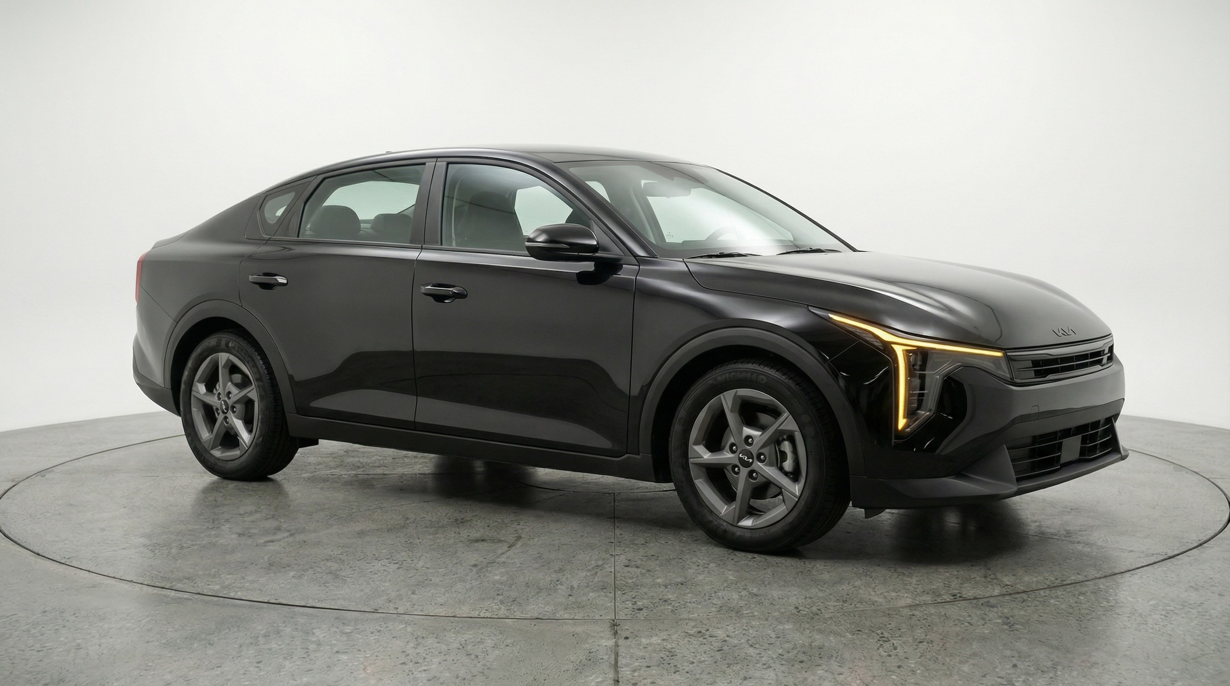 Thumbnail: 2025 Kia K4 - 1