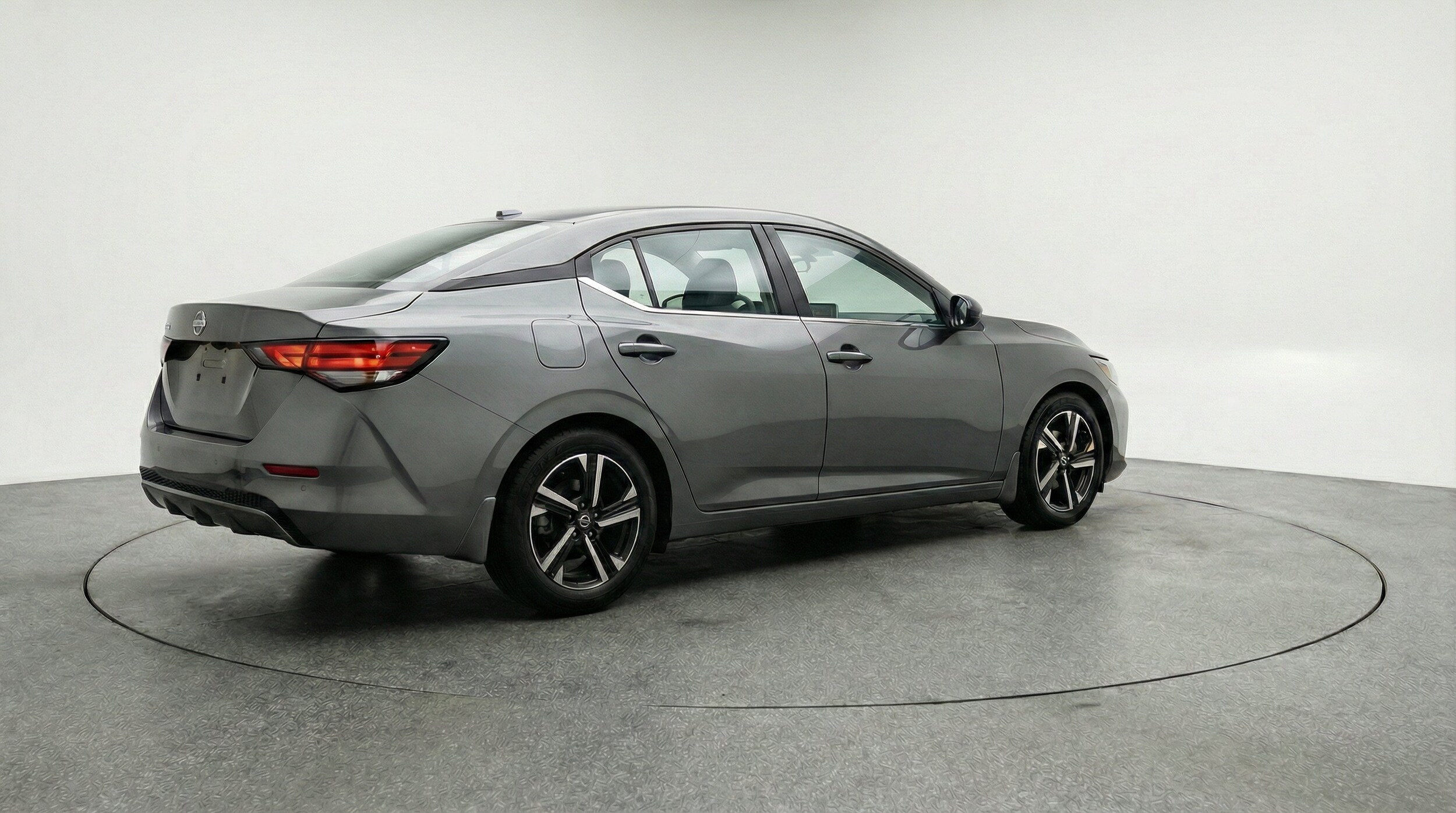 Thumbnail: 2025 Nissan Sentra - 9