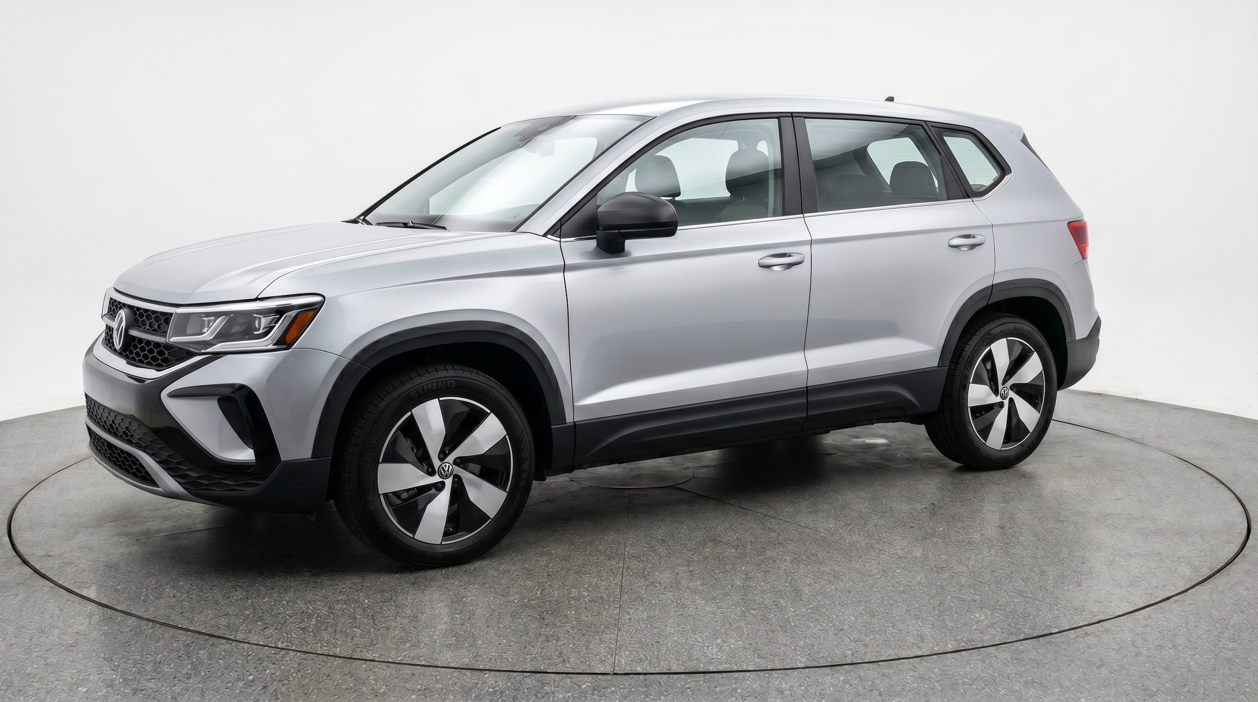Thumbnail: 2026 Volkswagen Taos - 3