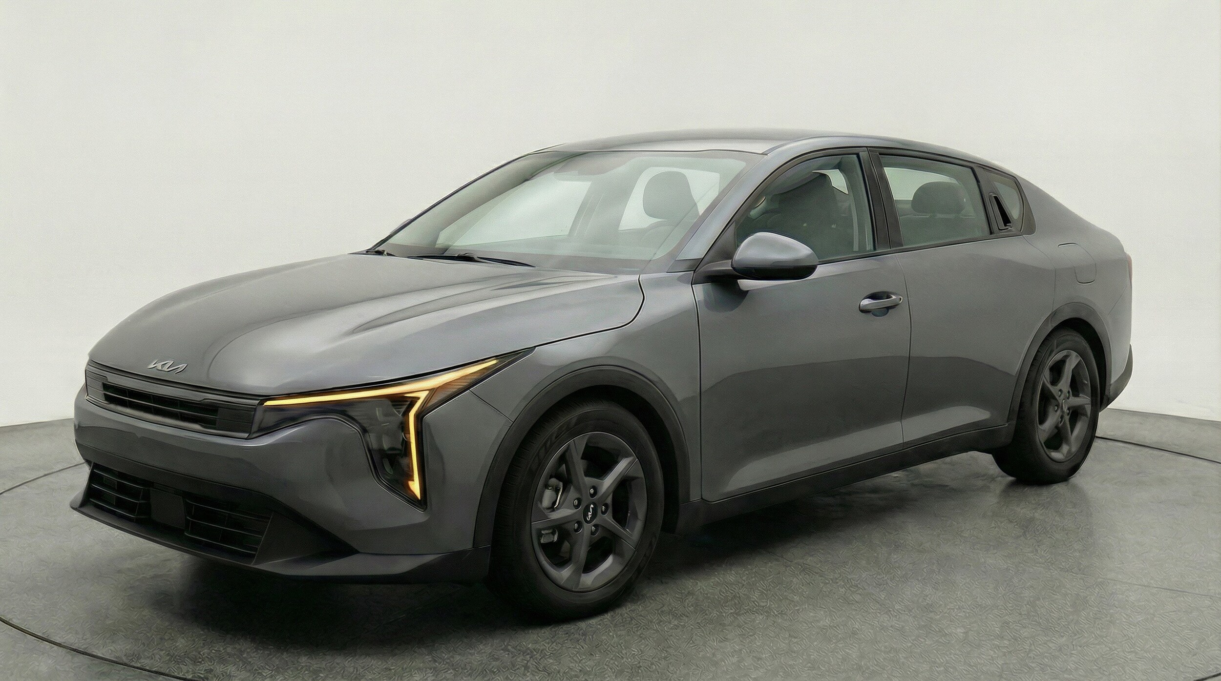 Thumbnail: 2025 Kia K4 - 3