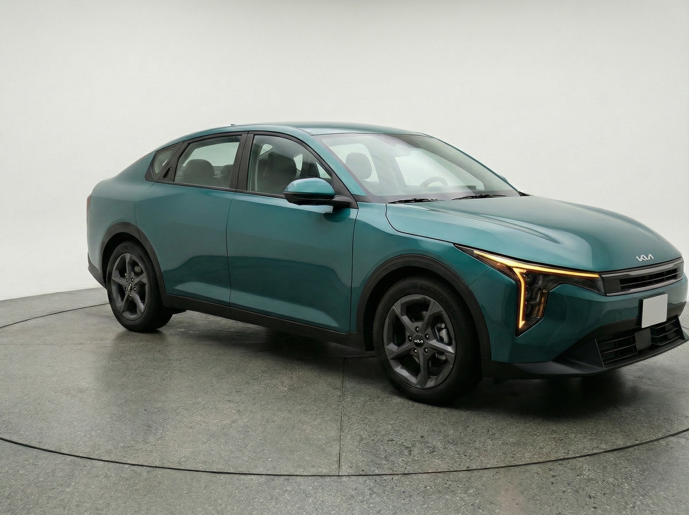 Thumbnail: 2025 Kia K4 - 1