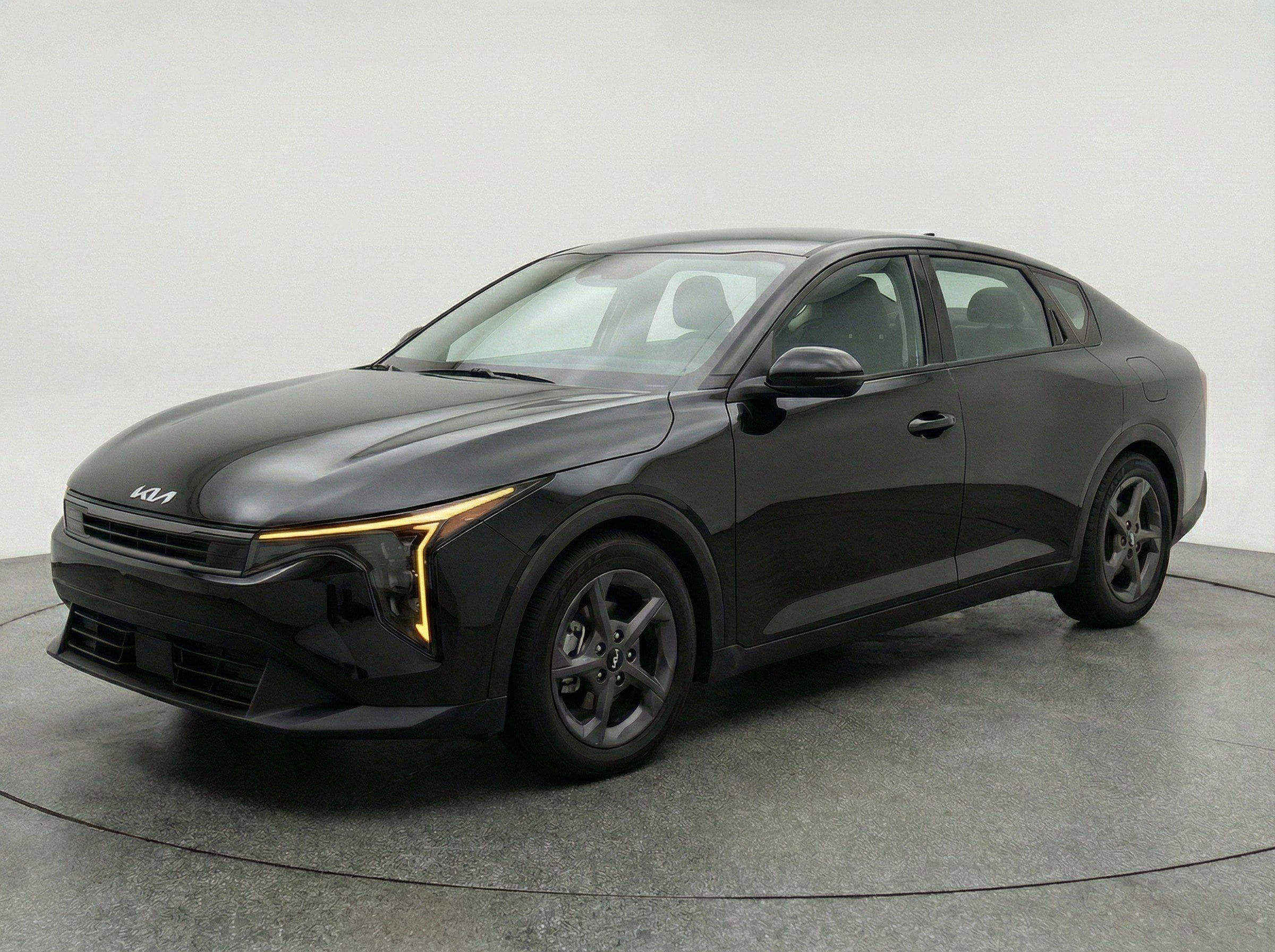 Thumbnail: 2025 Kia K4 - 3