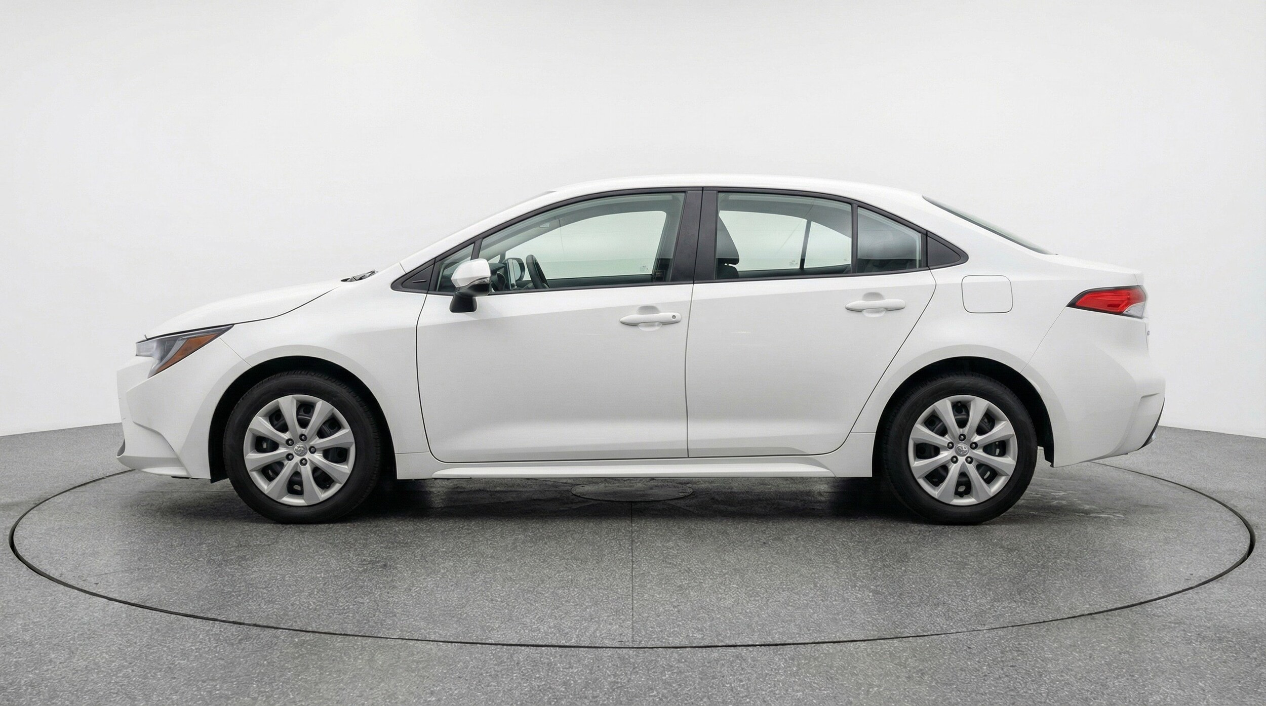 Thumbnail: 2025 Toyota Corolla - 5