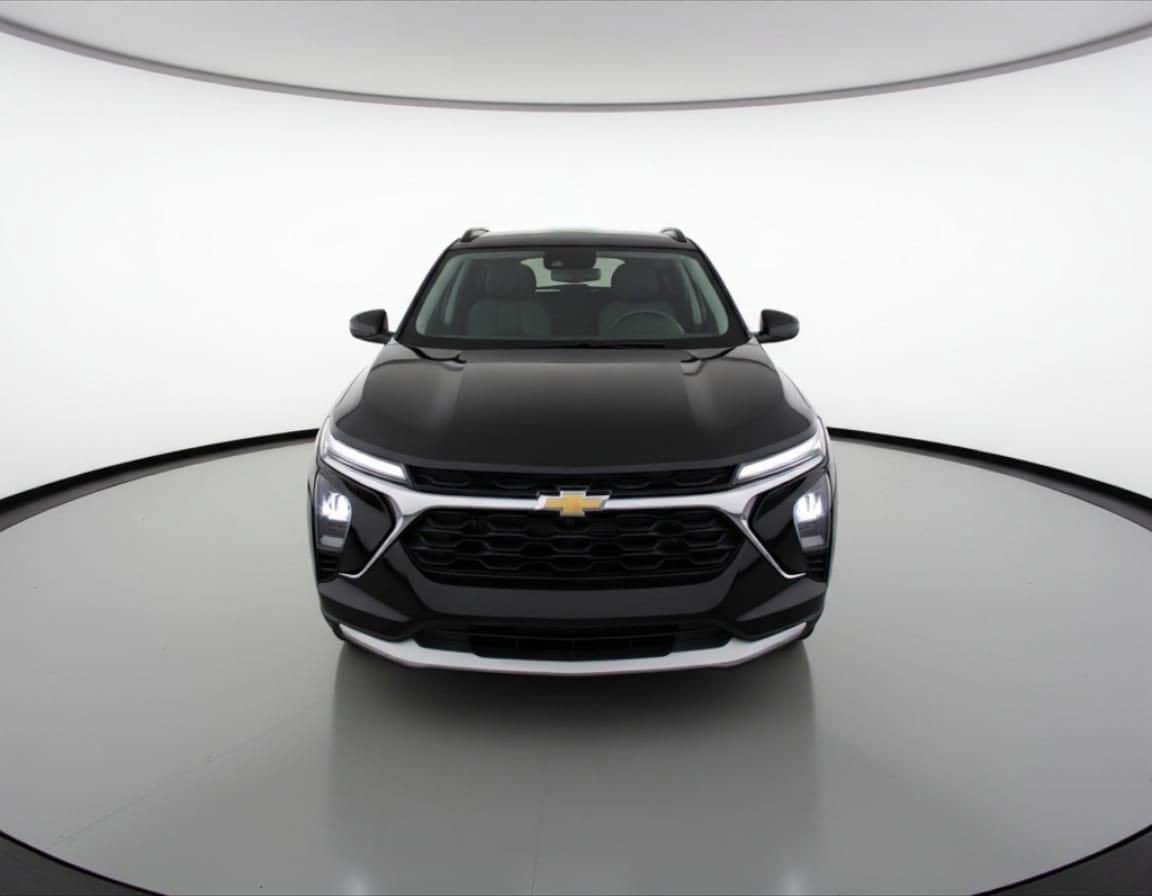 Thumbnail: 2025 Chevrolet Trax - 2