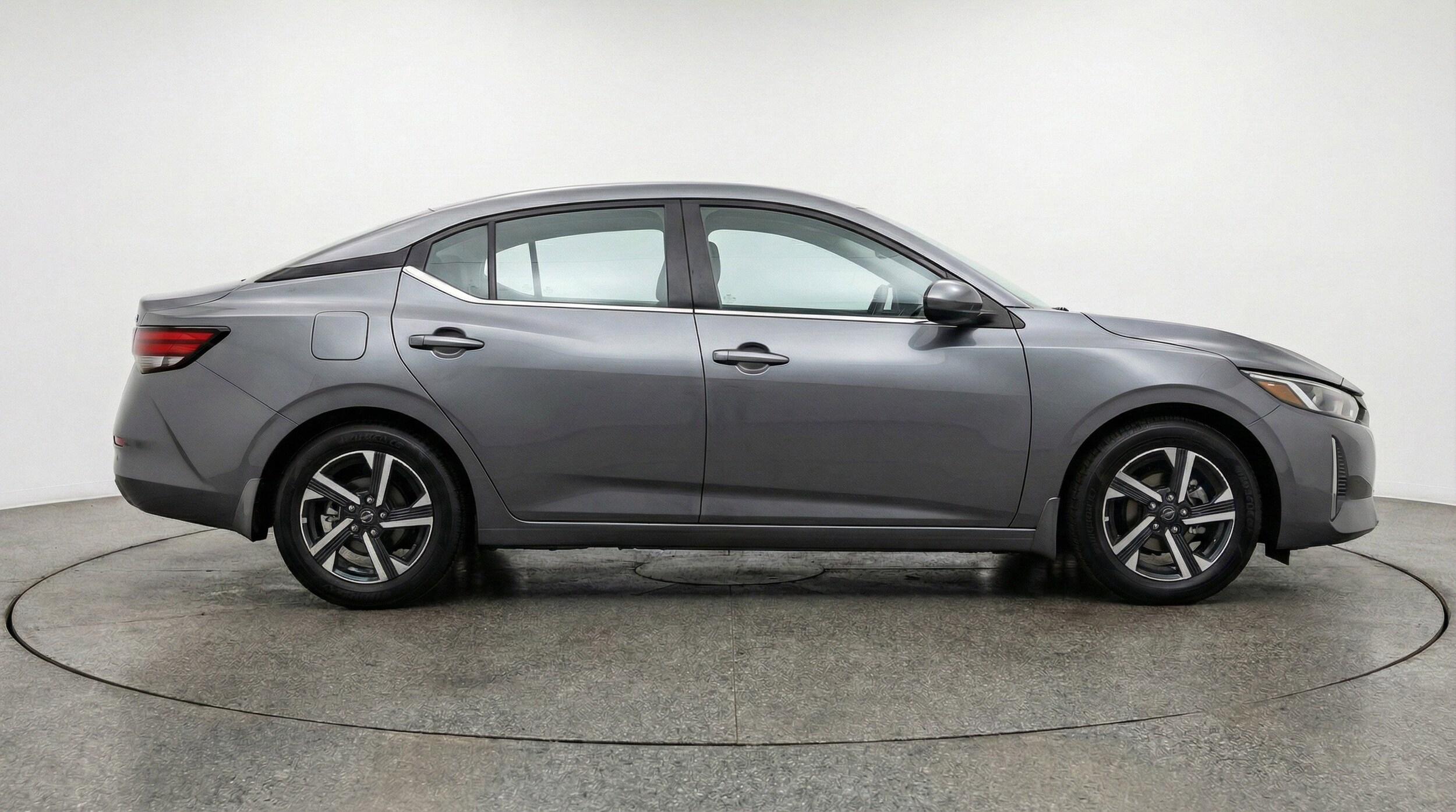 Thumbnail: 2025 Nissan Sentra - 11