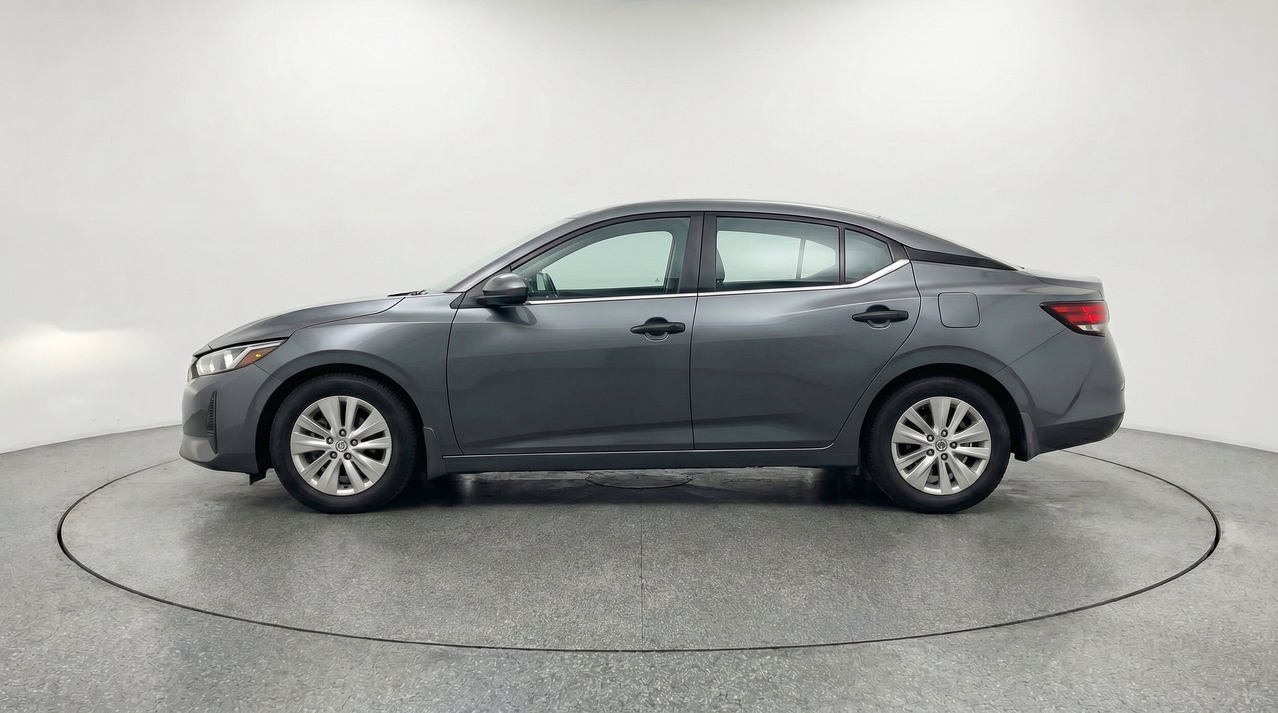 Thumbnail: 2025 Nissan Sentra - 5