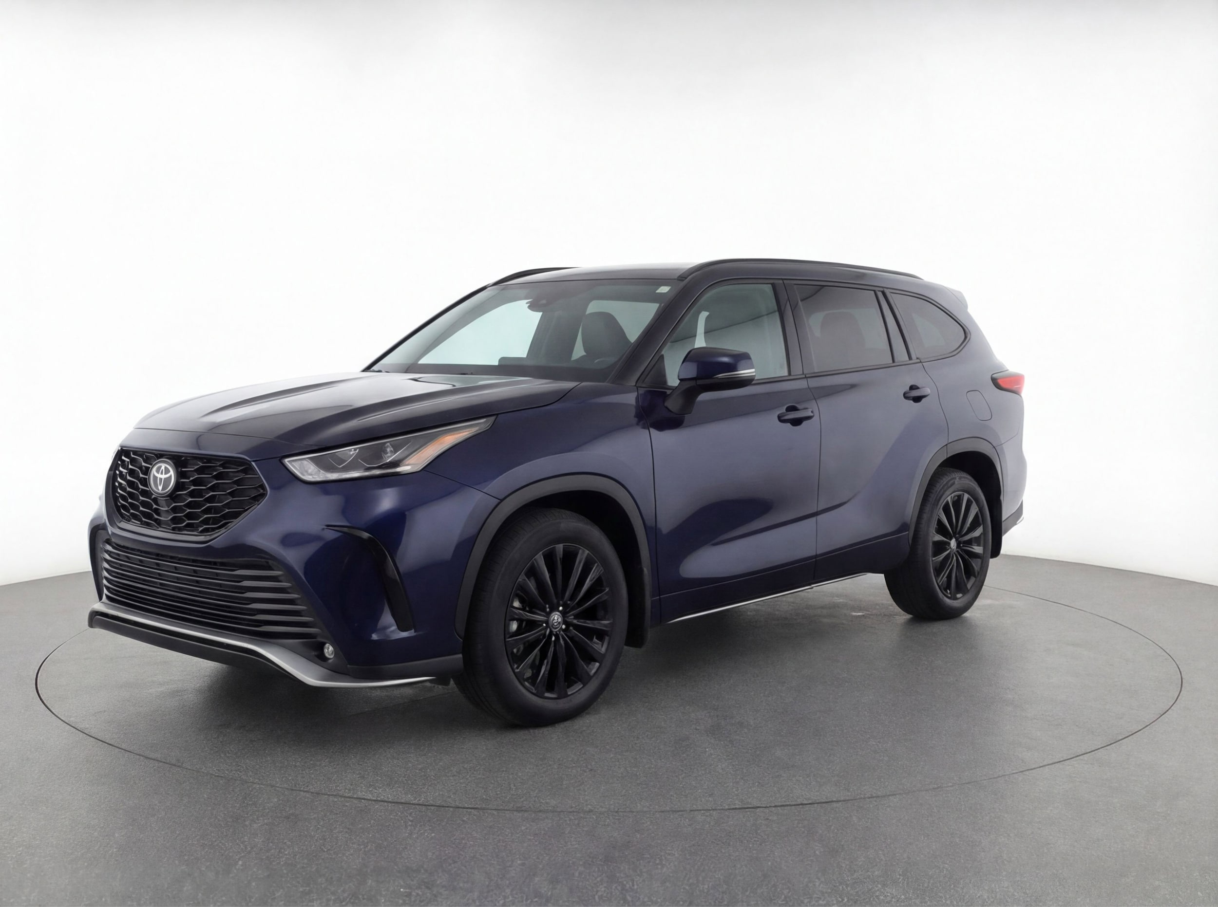 Thumbnail: 2024 Toyota Highlander - 3