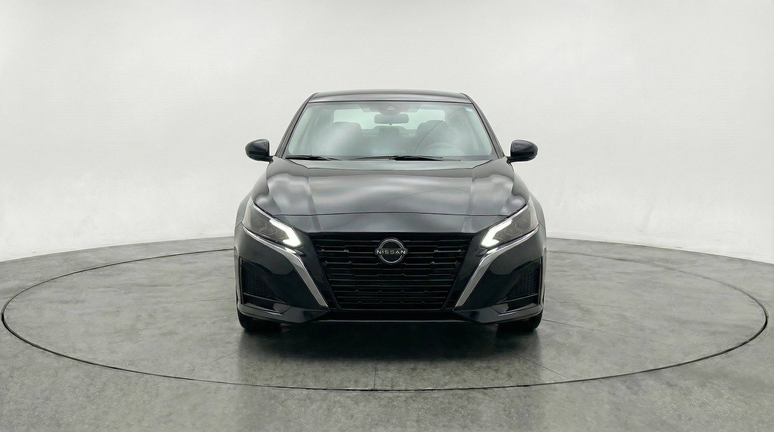 Thumbnail: 2025 Nissan Altima - 2