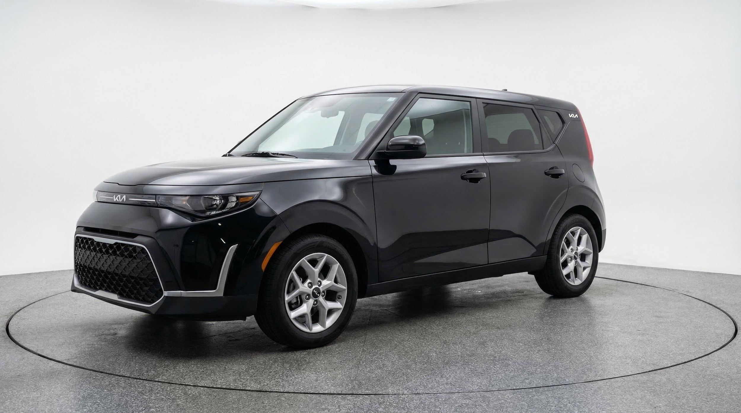 Thumbnail: 2025 Kia Soul - 3