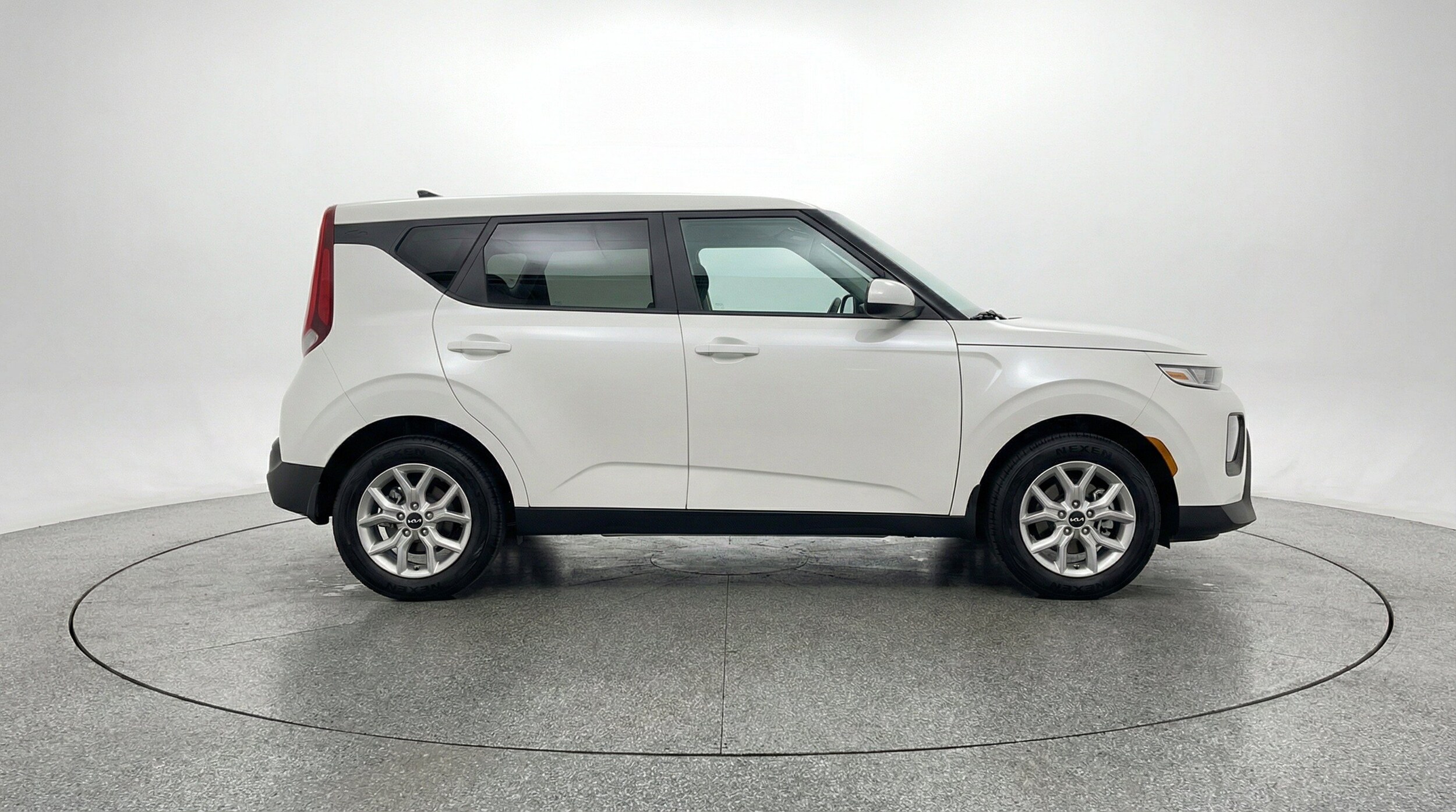 Thumbnail: 2025 Kia Soul - 11
