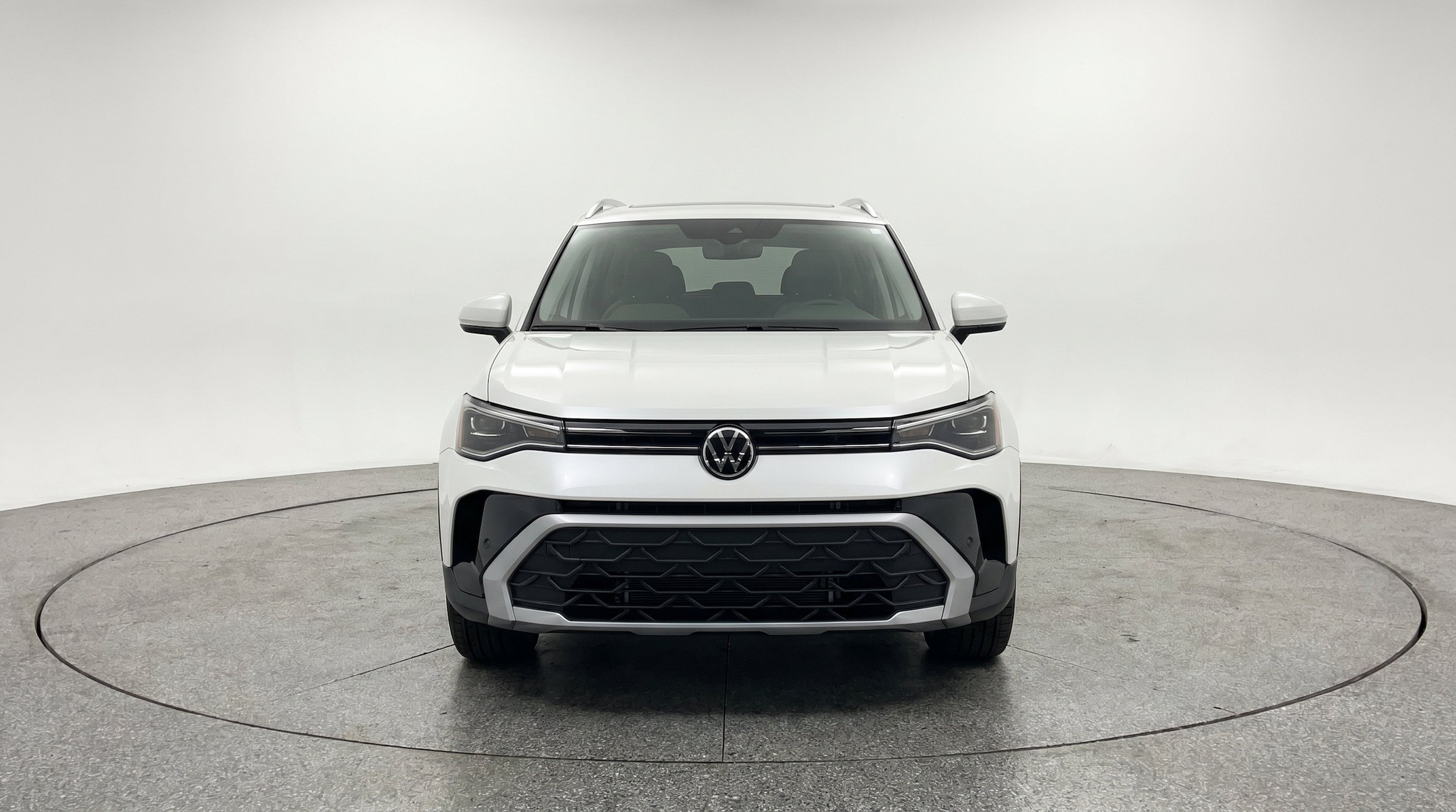 Thumbnail: 2025 Volkswagen Taos - 2