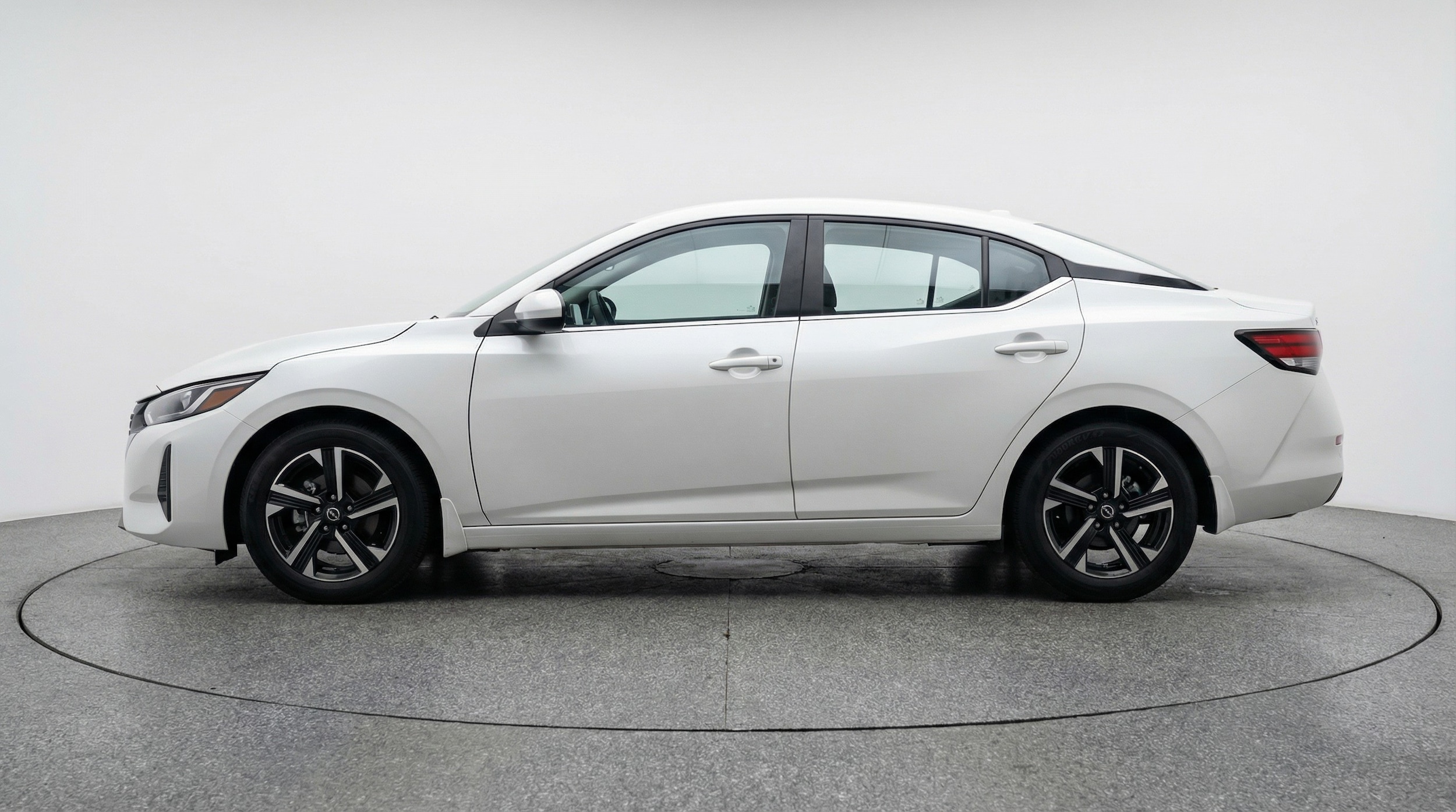 Thumbnail: 2025 Nissan Sentra - 4