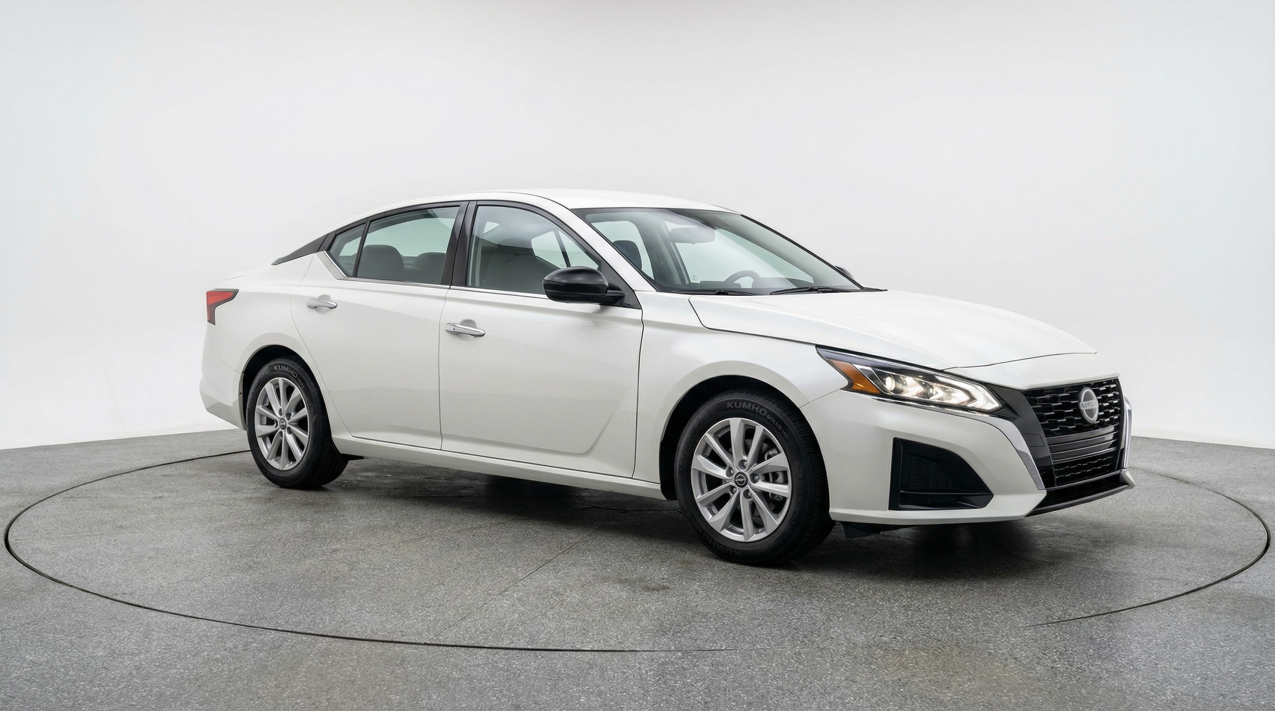 Thumbnail: 2025 Nissan Altima - 1