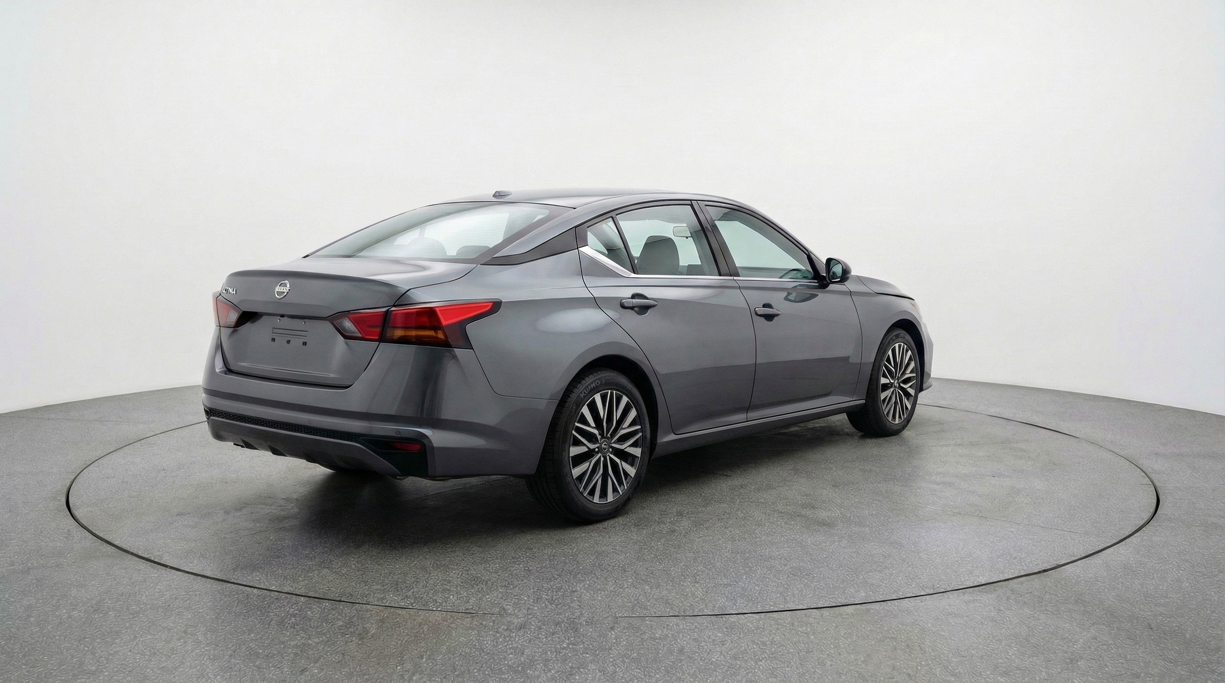 Thumbnail: 2025 Nissan Altima - 9